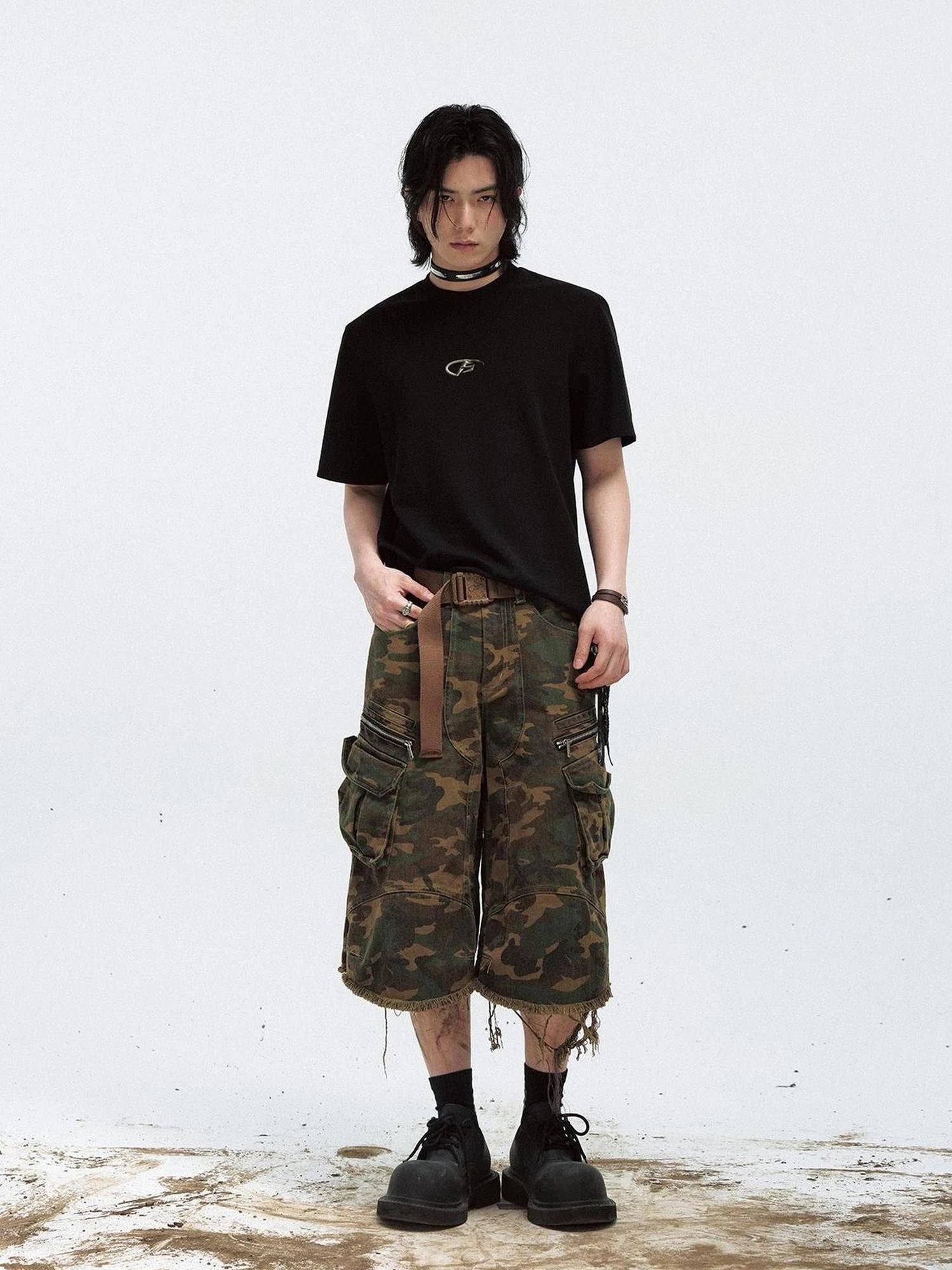 Basic Metal Logo Slim Fit Cotton Tee
