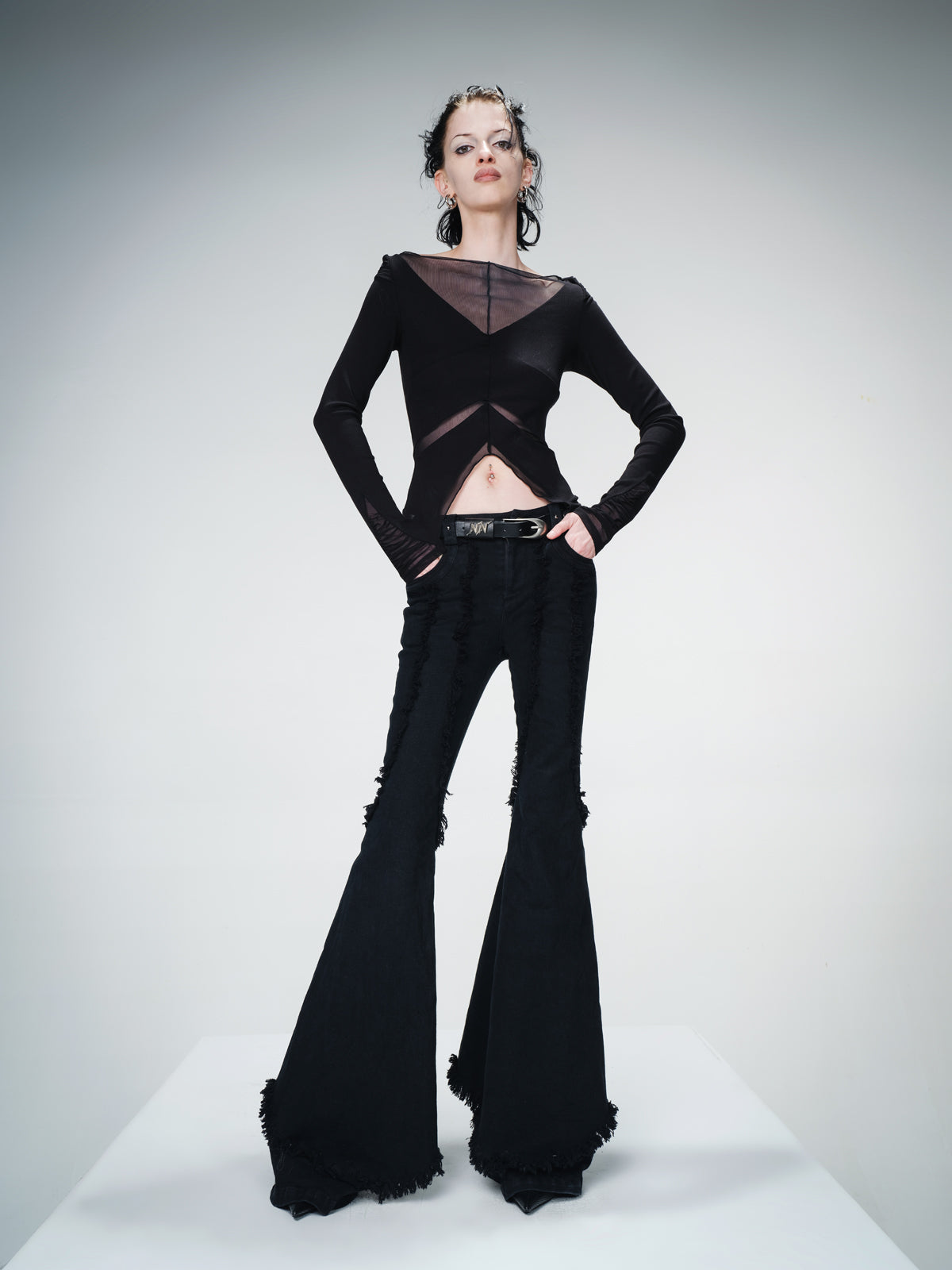 UpdateNN NORTH NODE Mesh Panel Knit Top With Color Block Design