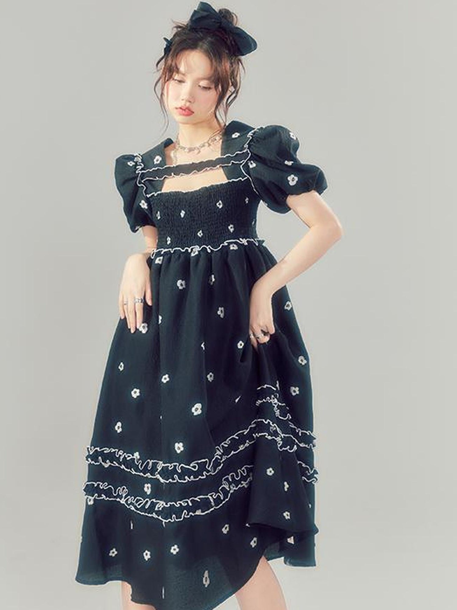 DIDDI MODA Black White Floral Smocked Babydoll Dress With Back Cutout