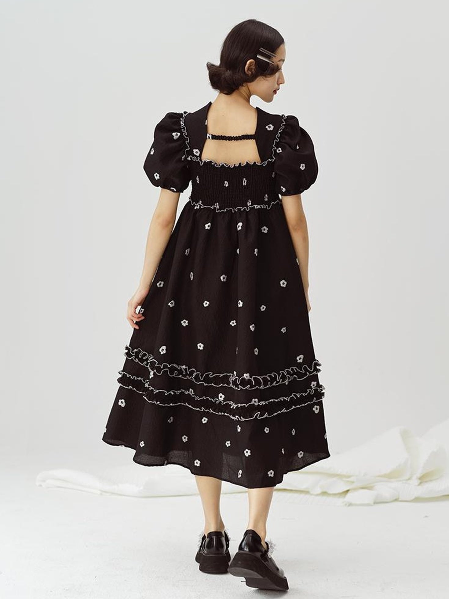 DIDDI MODA Black White Floral Smocked Babydoll Dress With Back Cutout