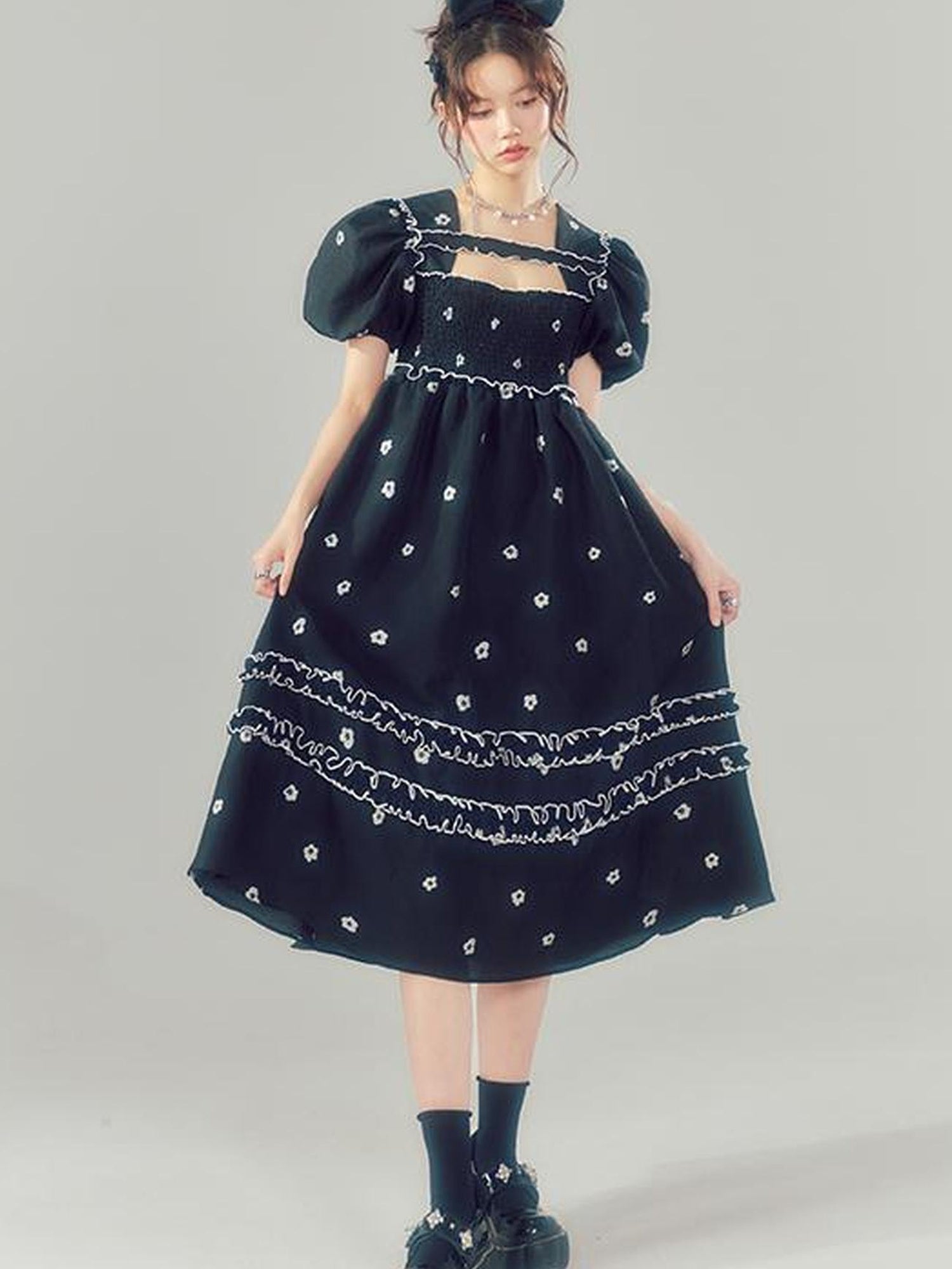 DIDDI MODA Black White Floral Smocked Babydoll Dress With Back Cutout