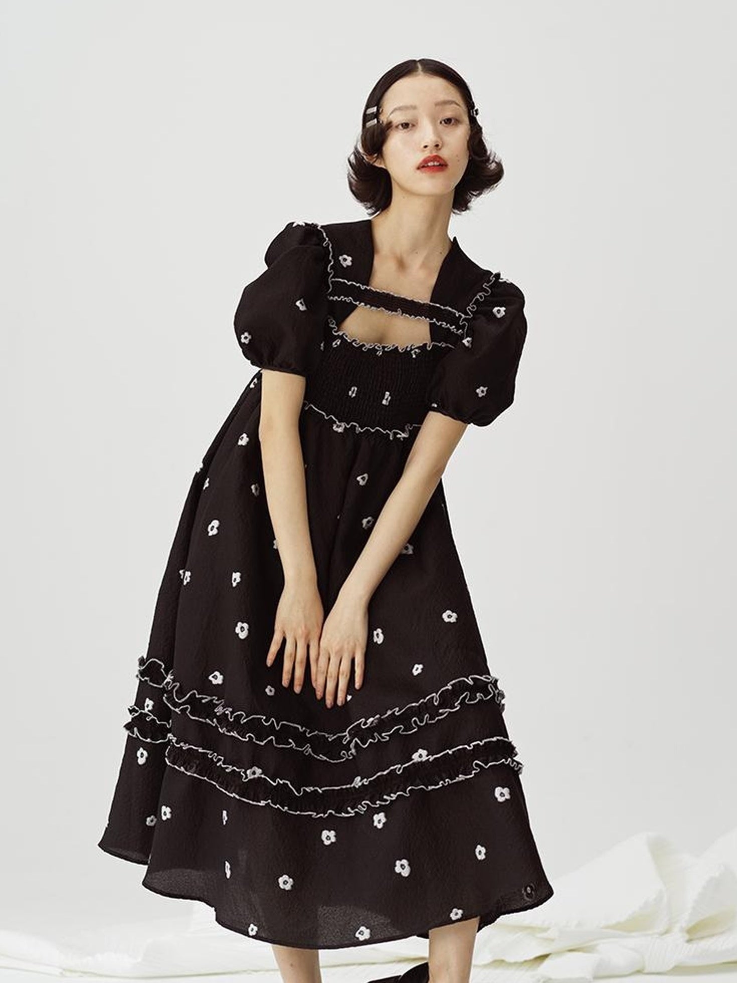 DIDDI MODA Black White Floral Smocked Babydoll Dress With Back Cutout