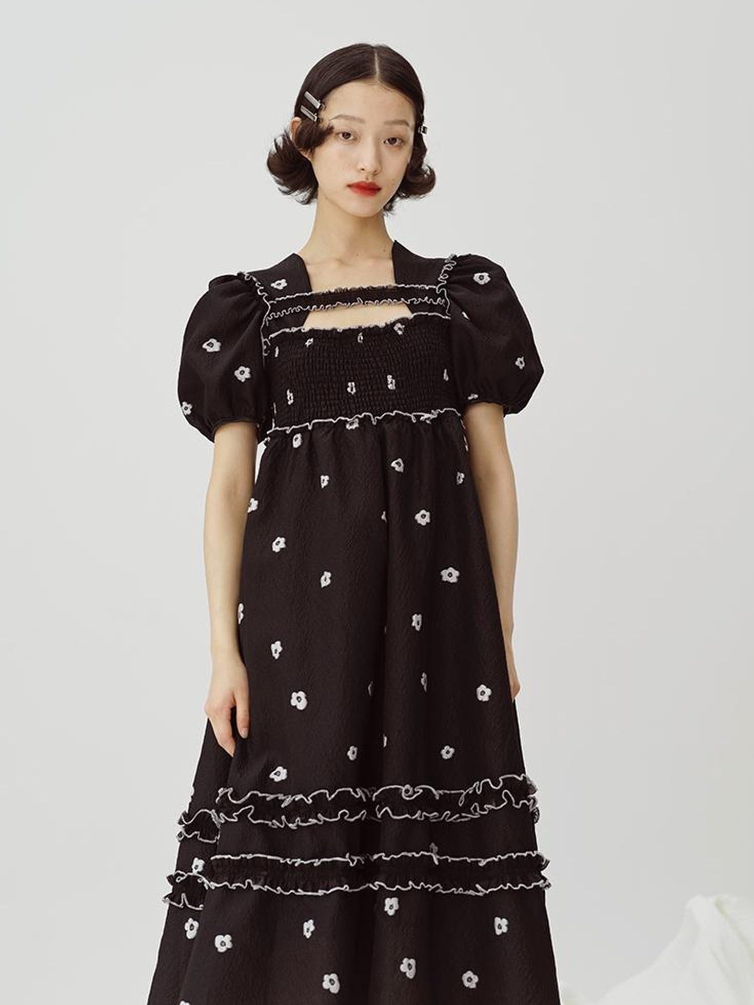 DIDDI MODA Black White Floral Smocked Babydoll Dress With Back Cutout