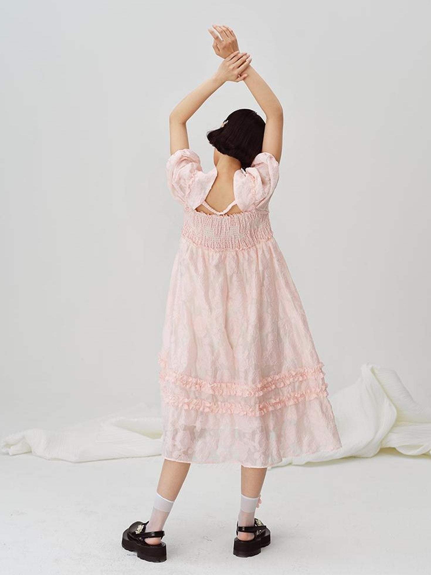 DIDDI MODA Black White Floral Smocked Babydoll Dress With Back Cutout