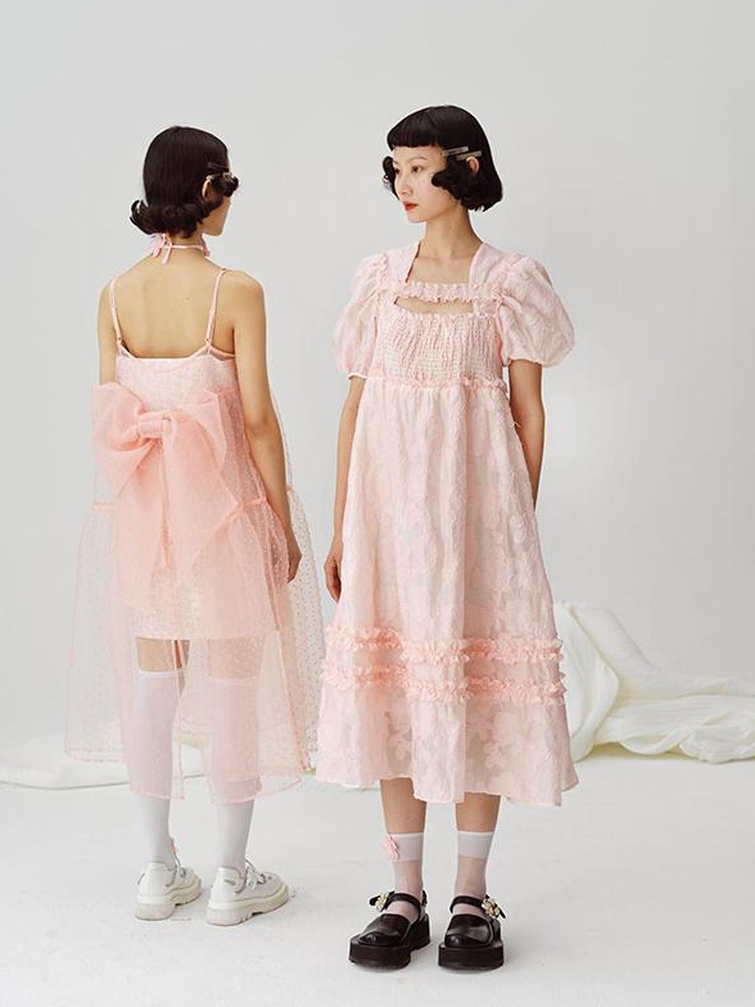 DIDDI MODA Black White Floral Smocked Babydoll Dress With Back Cutout