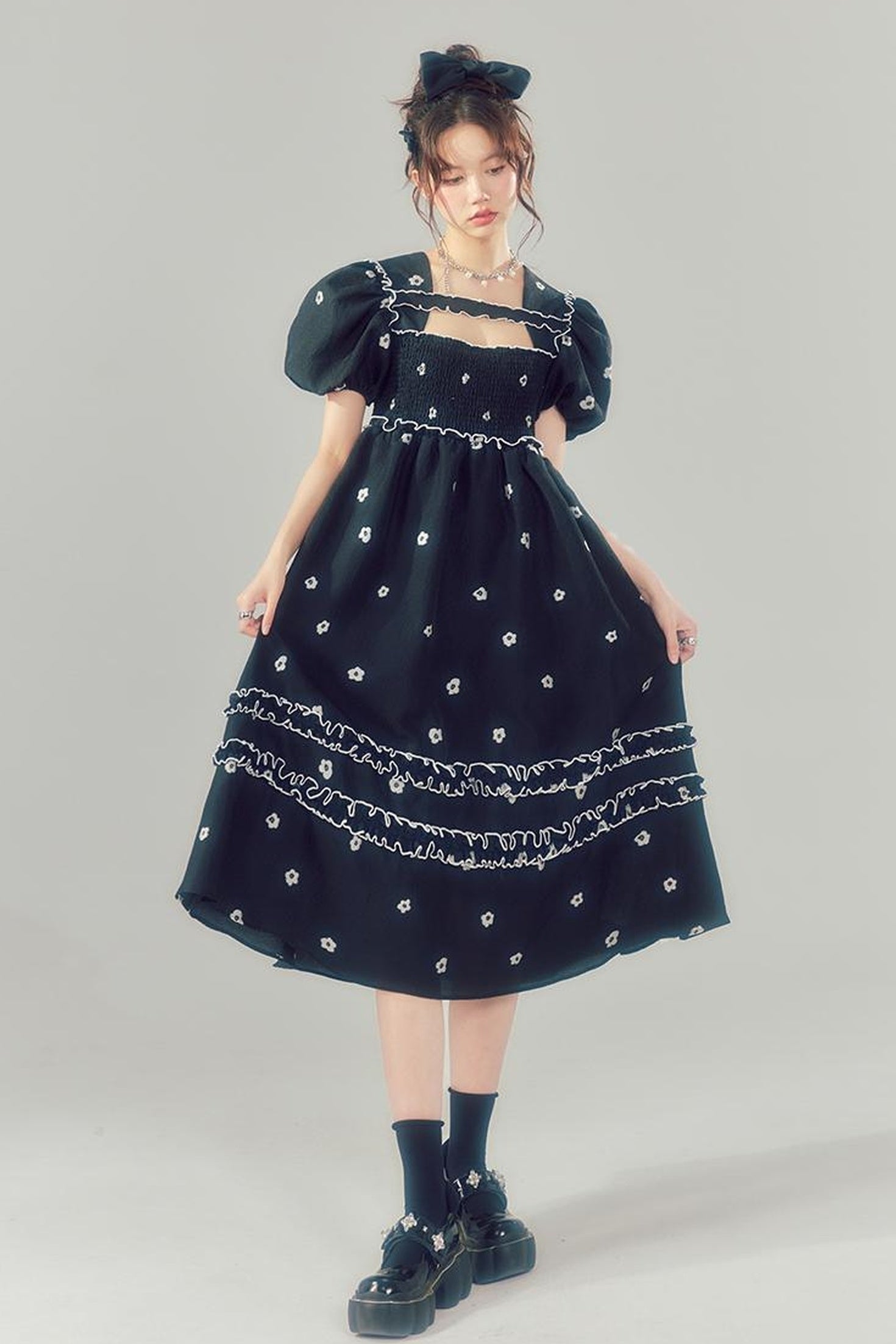 DIDDI MODA Black White Floral Smocked Babydoll Dress With Back Cutout