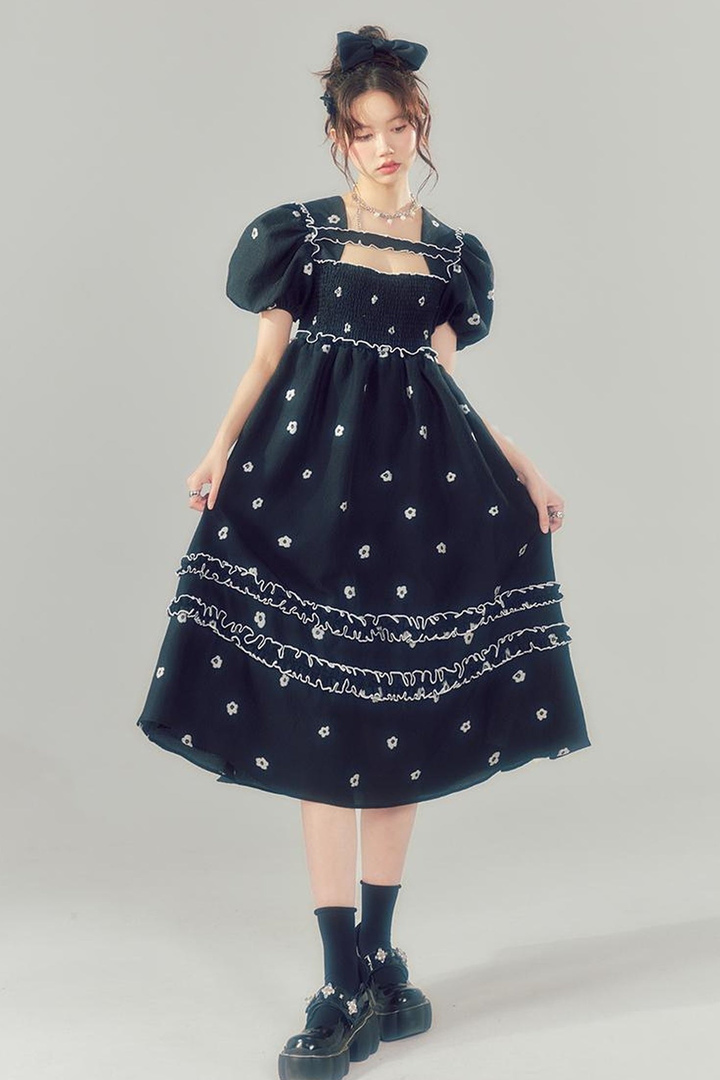 DIDDI MODA Black White Floral Smocked Babydoll Dress With Back Cutout