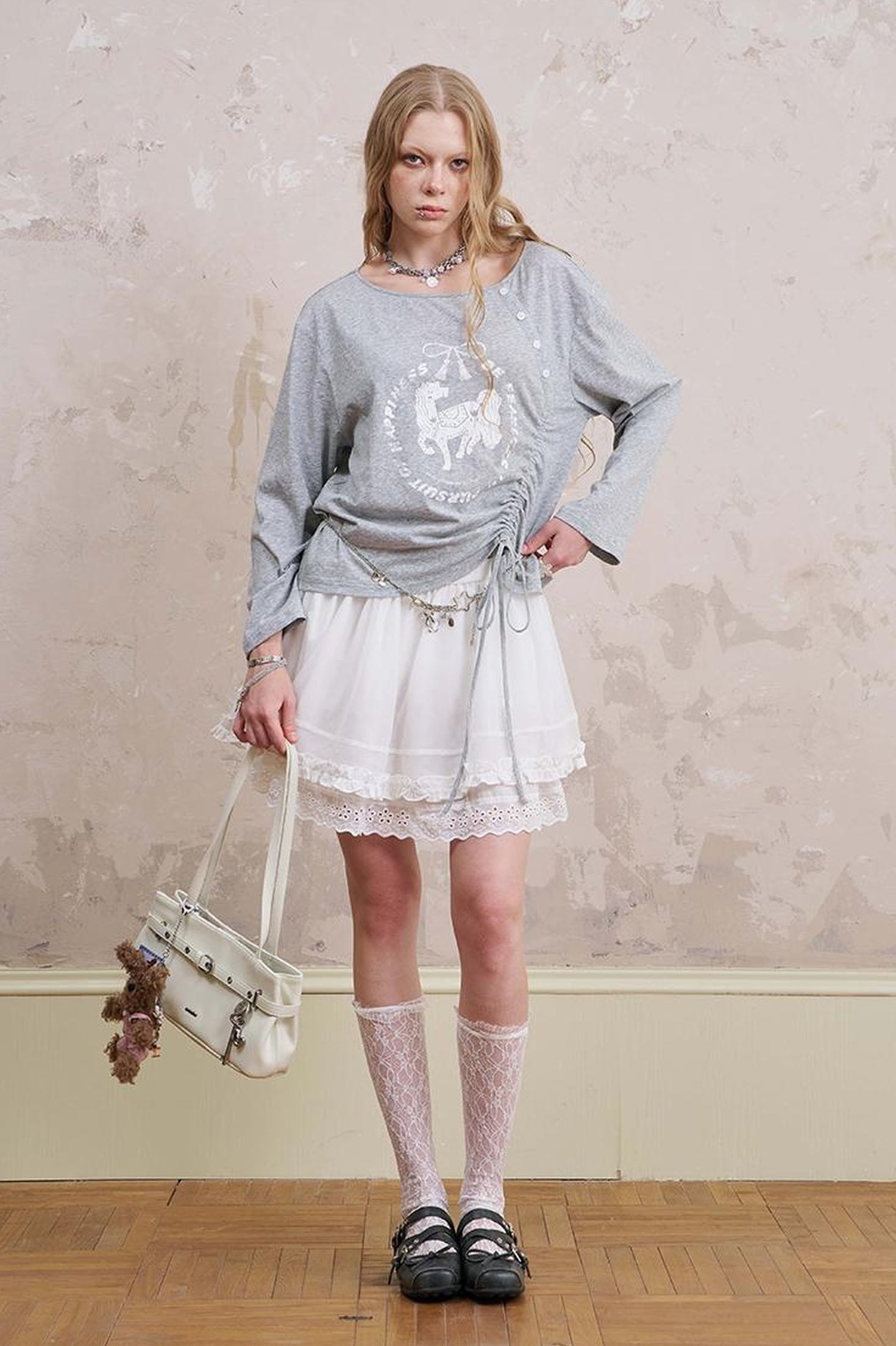 DIDDI MODA Bohemian Bow Pony Print Cropped Sleeve Tee