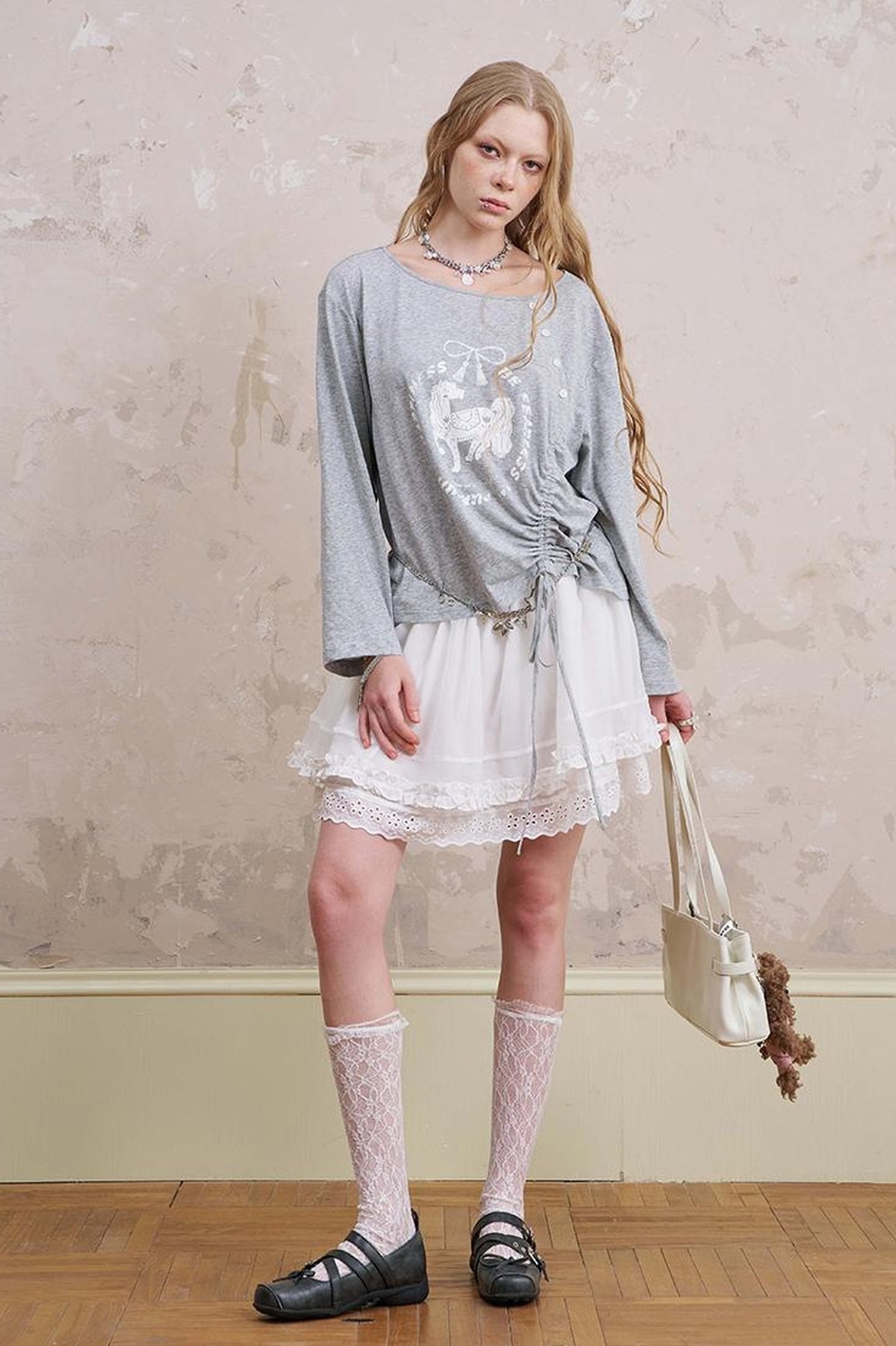 DIDDI MODA Bohemian Bow Pony Print Cropped Sleeve Tee