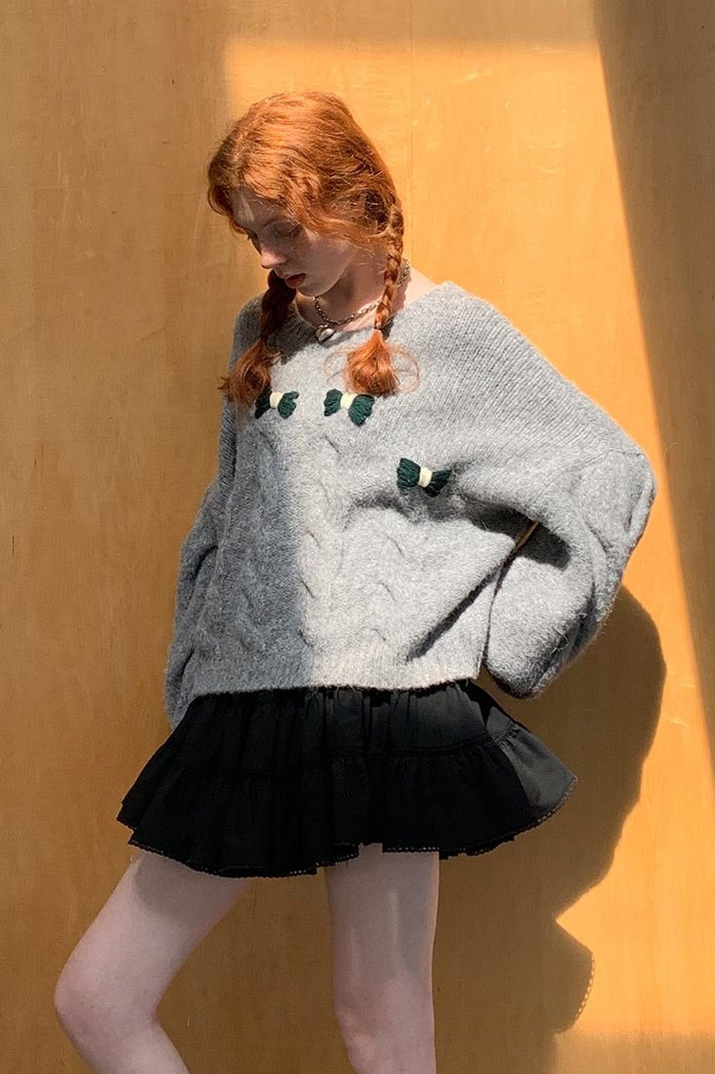 DIDDI MODA Butterfly Bow Cable Knit Sweater