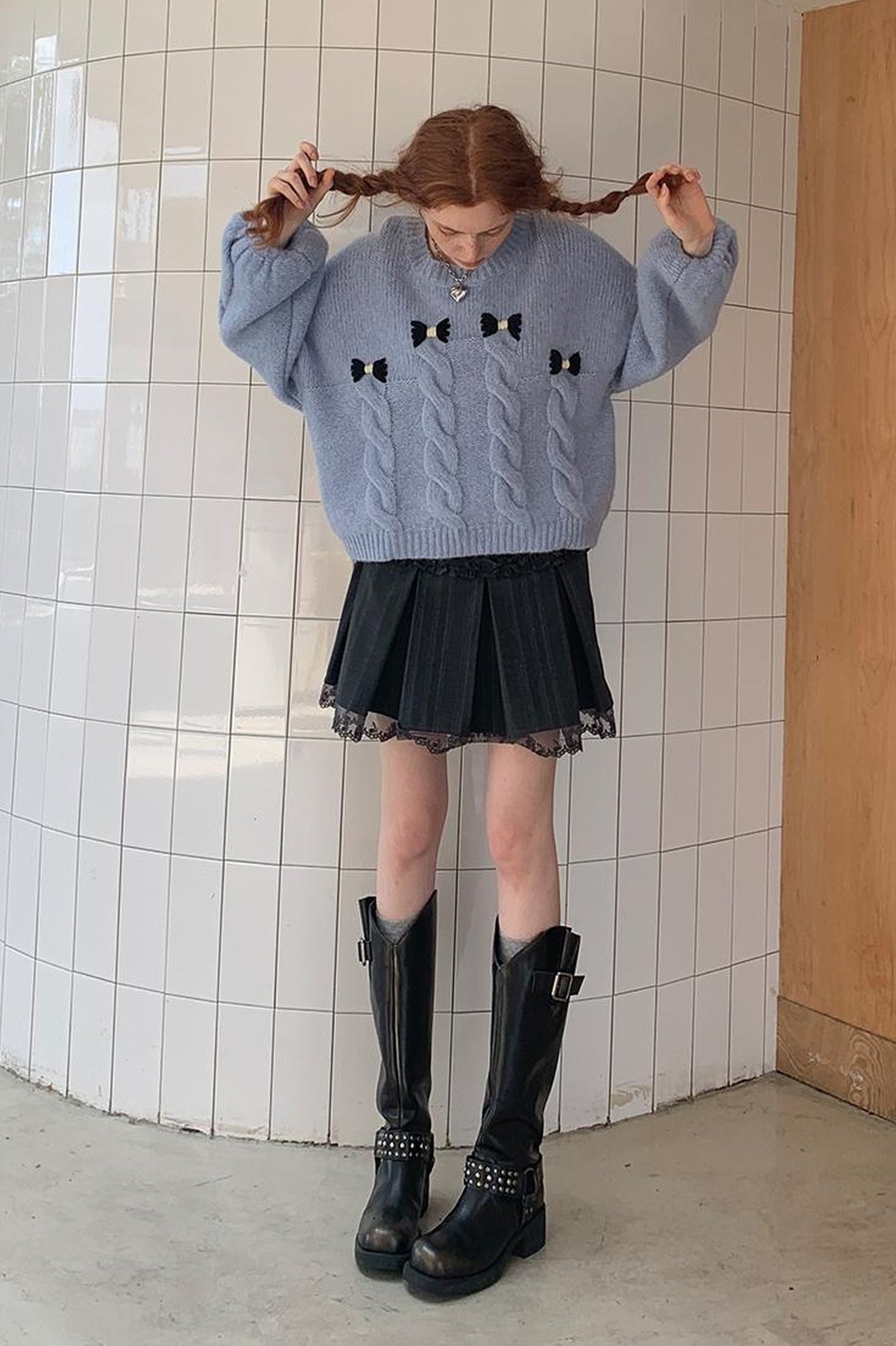 DIDDI MODA Butterfly Bow Cable Knit Sweater