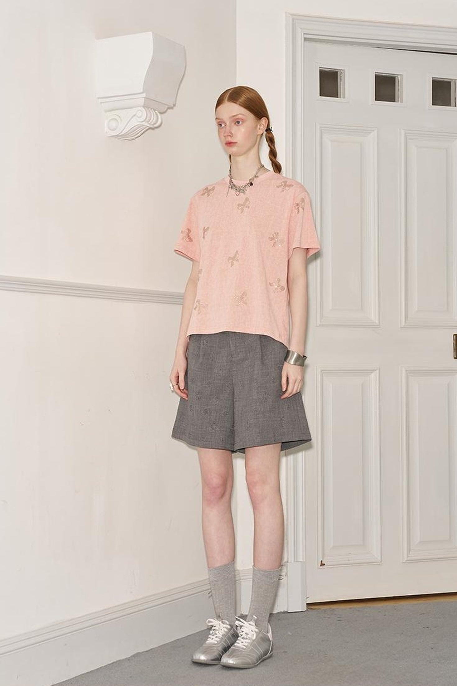 DIDDI MODA Butterfly Bow Crystal Embellished Oversized Tee