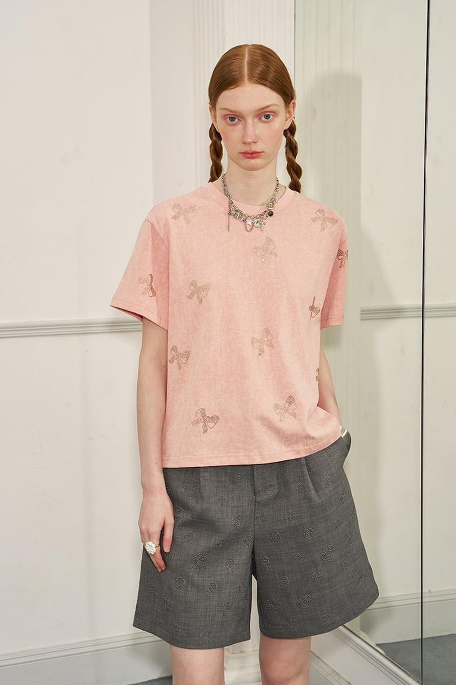 DIDDI MODA Butterfly Bow Crystal Embellished Oversized Tee