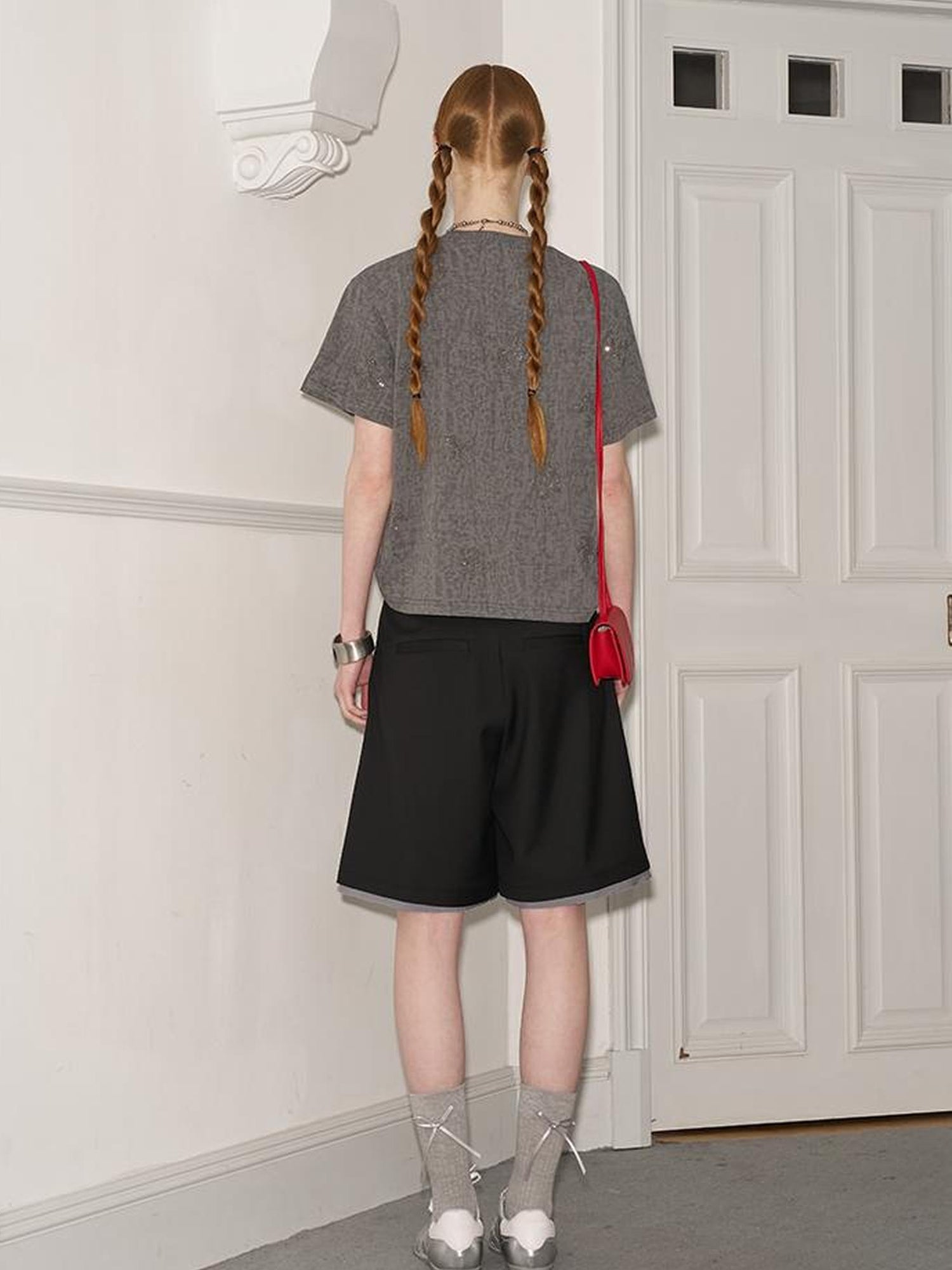 DIDDI MODA Butterfly Bow Crystal Embellished Oversized Tee