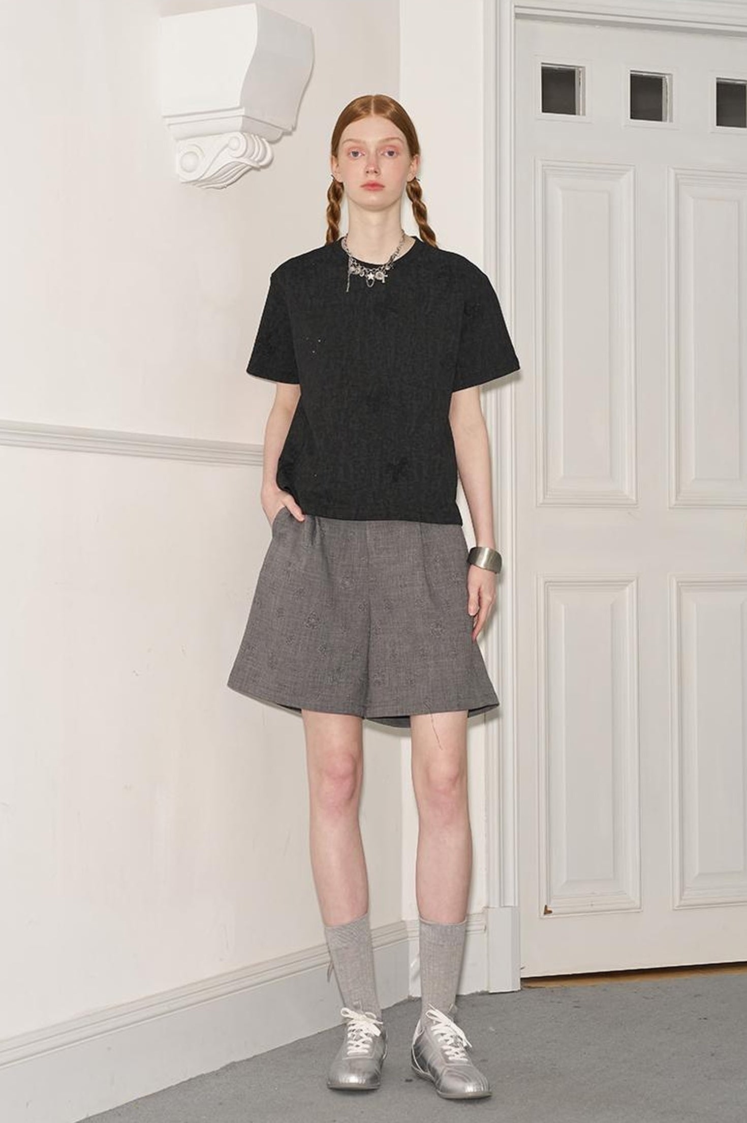 DIDDI MODA Butterfly Bow Crystal Embellished Oversized Tee