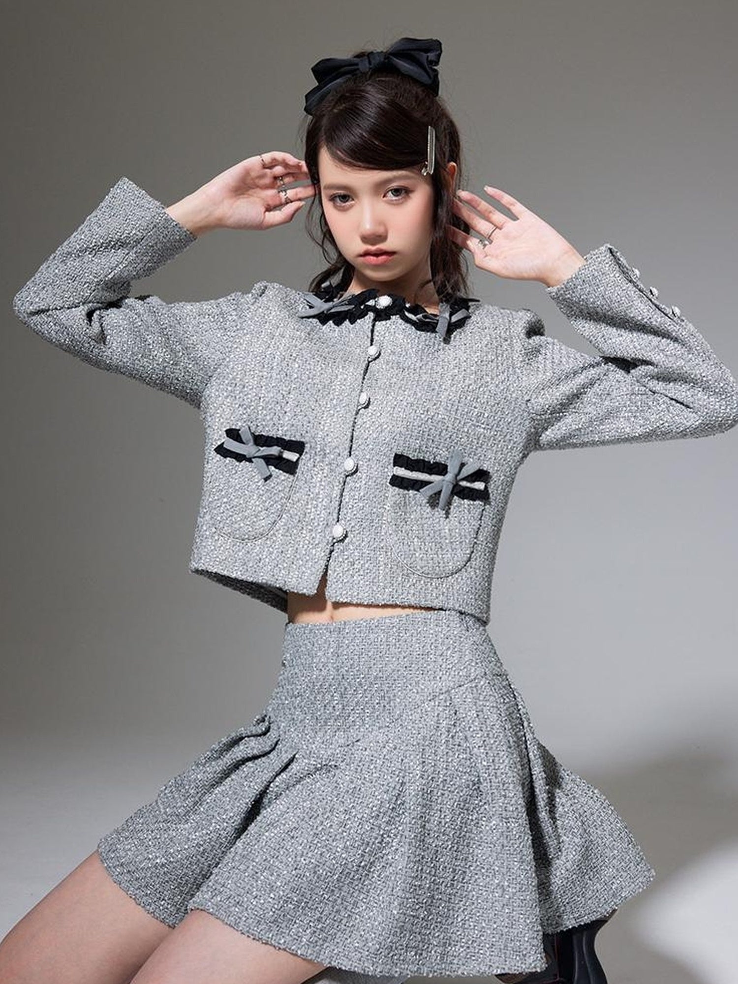DIDDI MODA Butterfly Bow Knit Set With Pleated Skirt