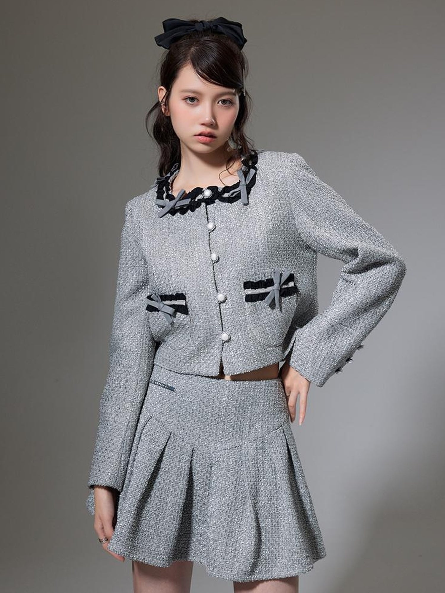 DIDDI MODA Butterfly Bow Knit Set With Pleated Skirt