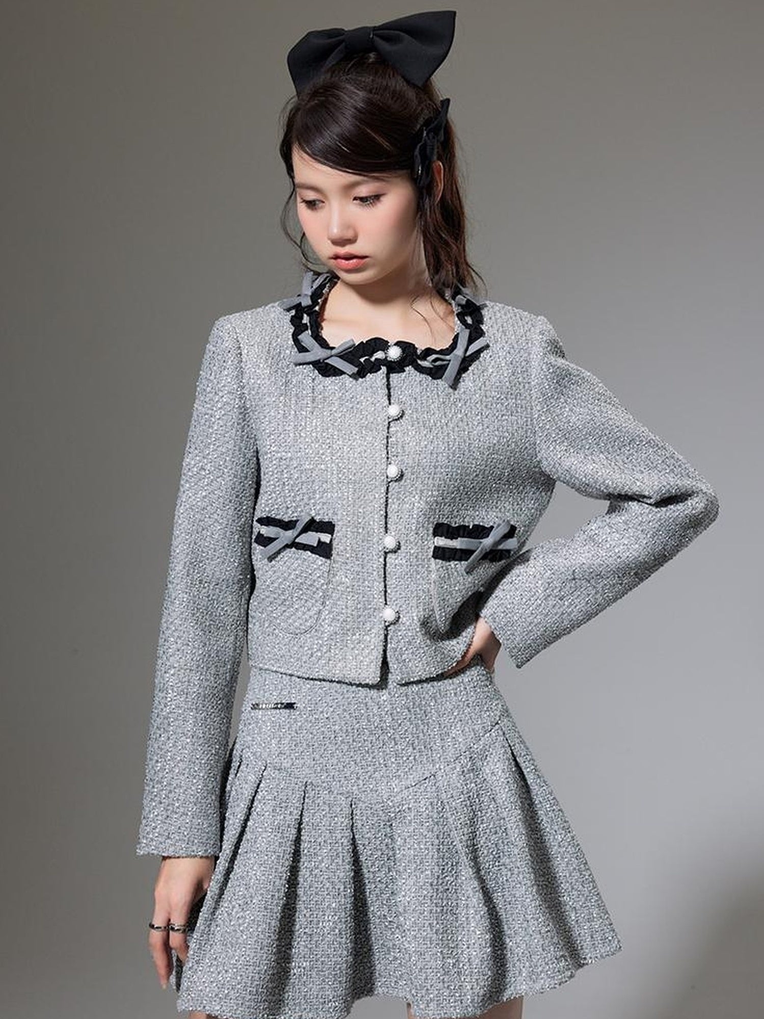 DIDDI MODA Butterfly Bow Knit Set With Pleated Skirt
