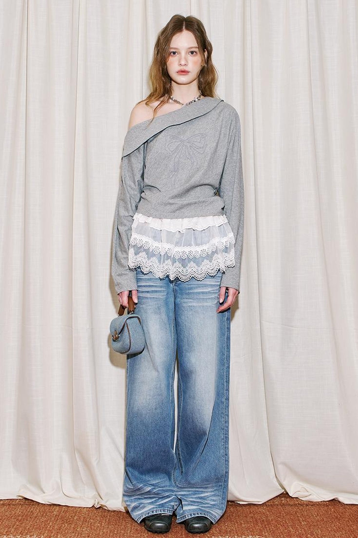 DIDDI MODA Butterfly Bow Off Shoulder Crop Sweatshirt