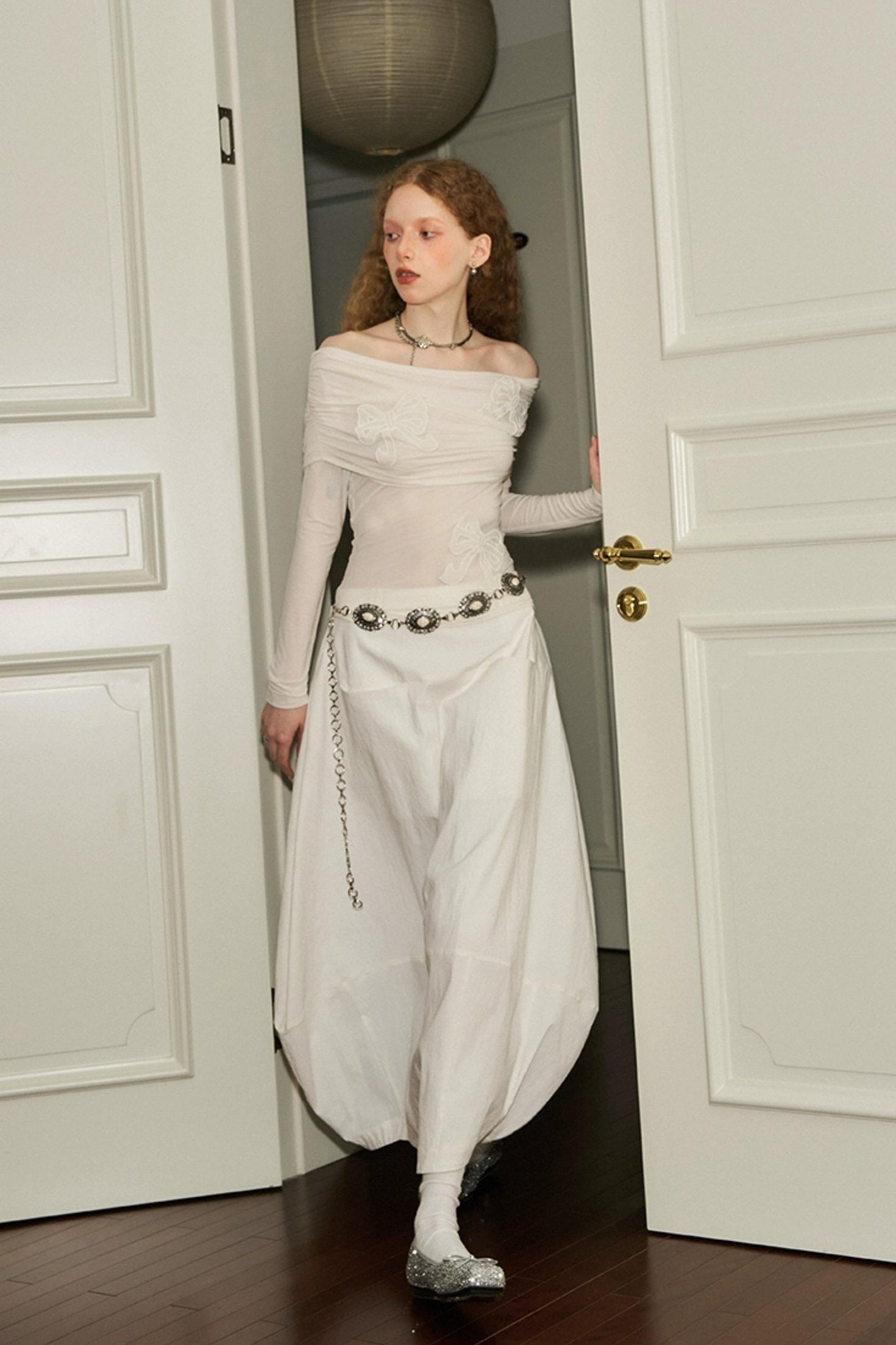 DIDDI MODA Butterfly Cutout Bow Off Shoulder Top