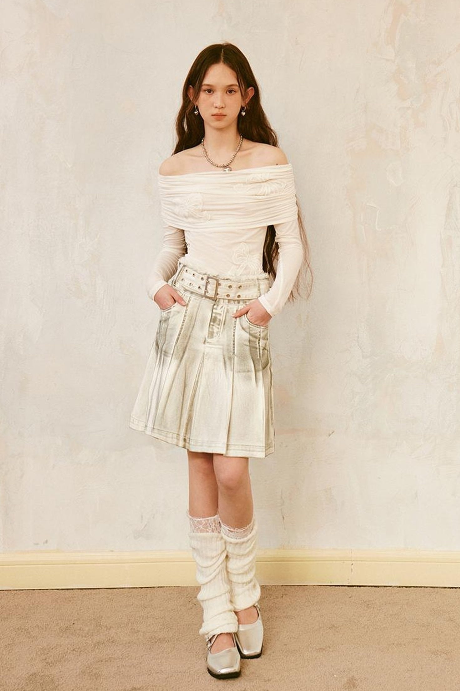 DIDDI MODA Butterfly Cutout Bow Off Shoulder Top