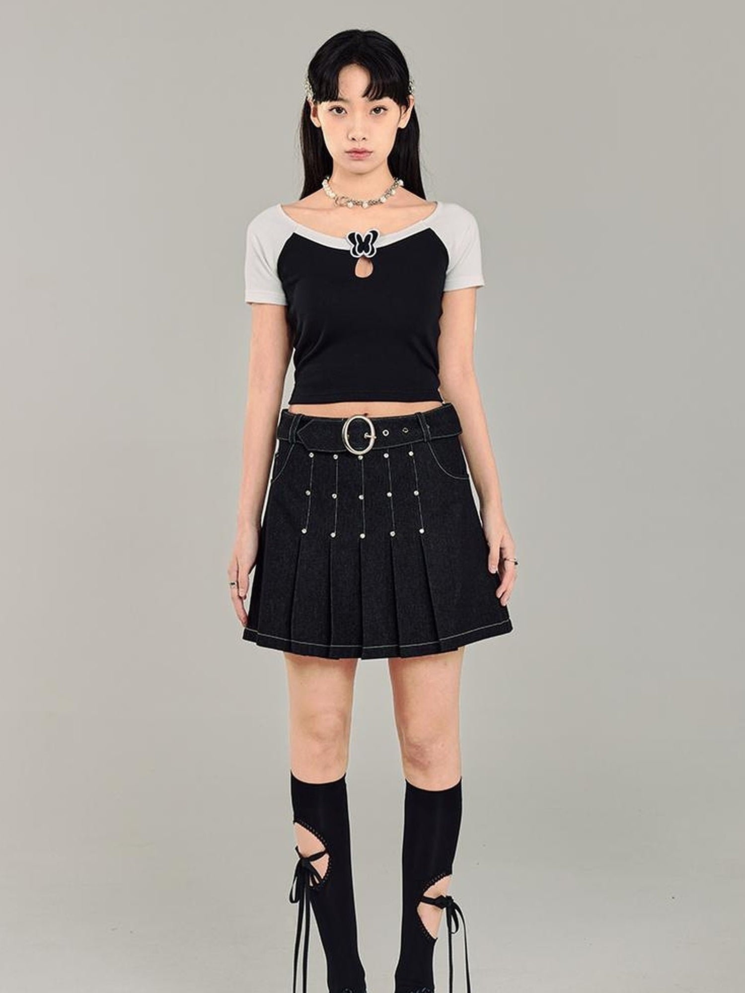 DIDDI MODA Butterfly Cutout Crop Top