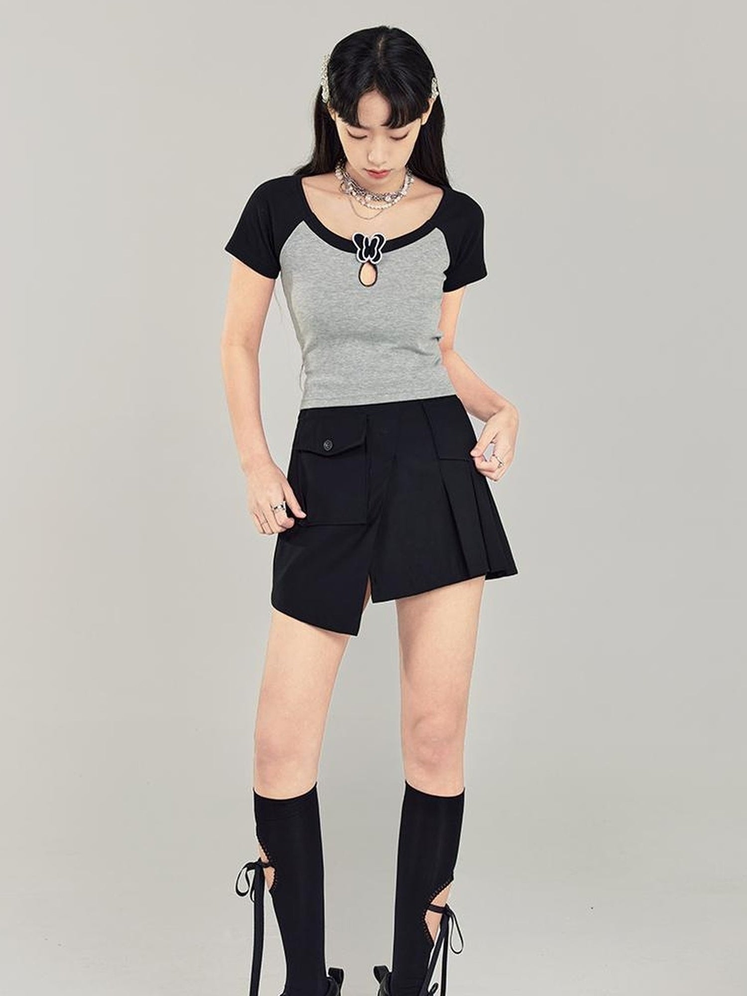 DIDDI MODA Butterfly Cutout Crop Top