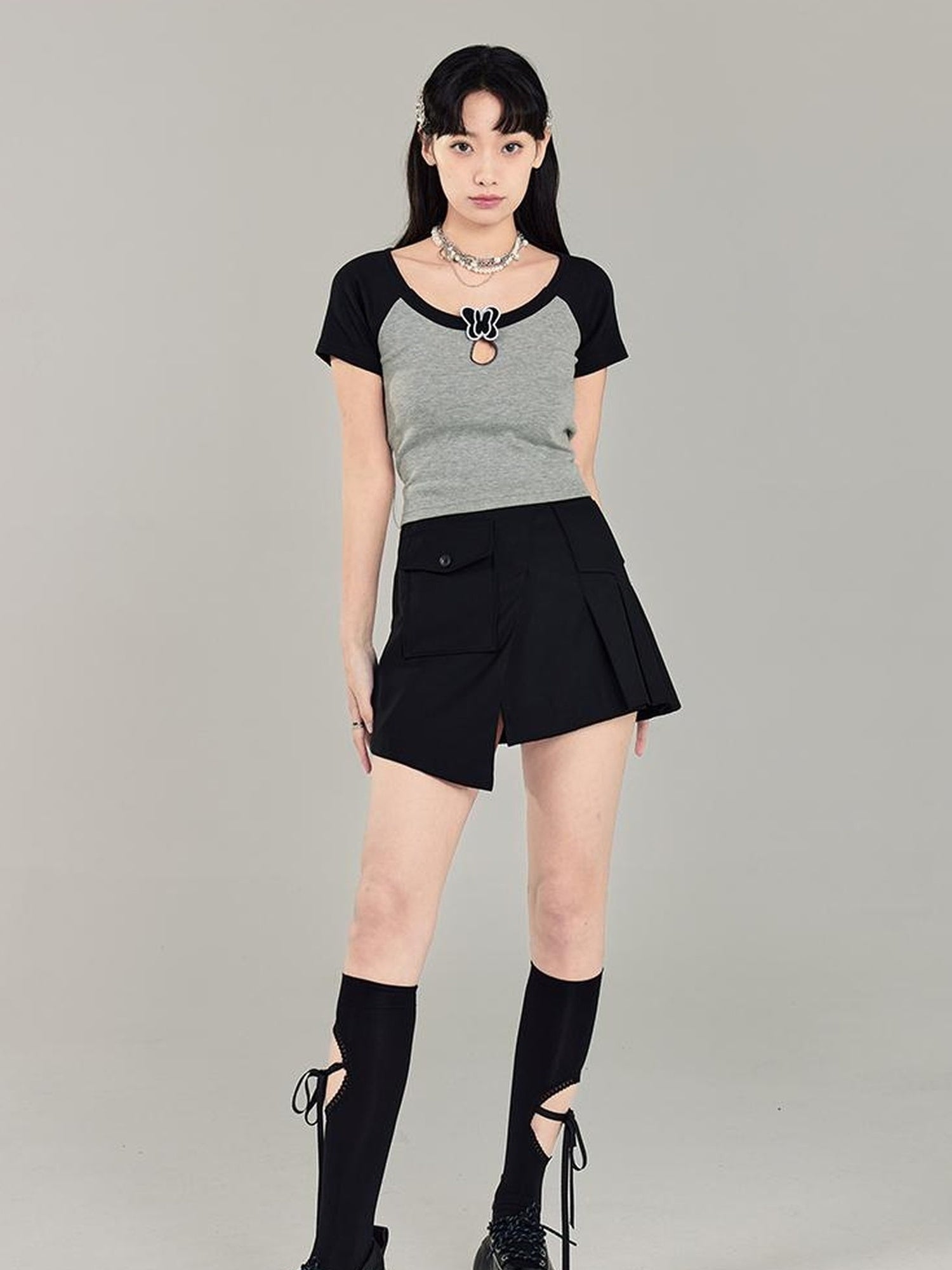 DIDDI MODA Butterfly Cutout Crop Top