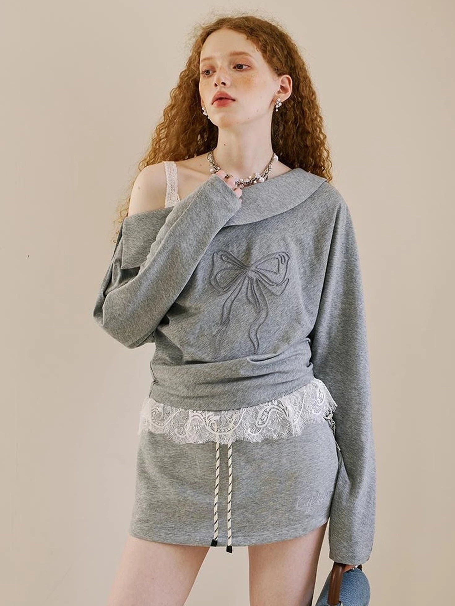 Butterfly Knot Off Shoulder Hoodie Split Hem Sport Skirt Set