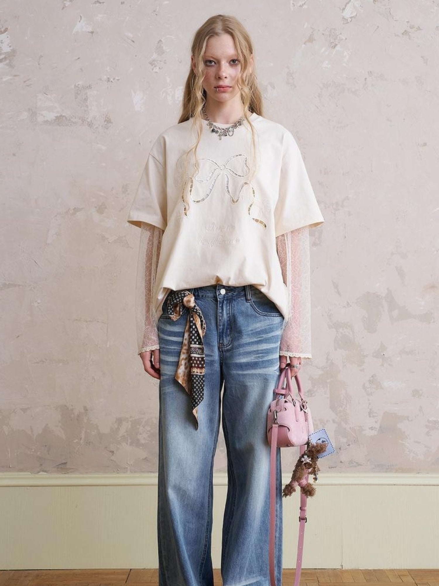 DIDDI MODA Butterfly Lace Peplum Top Beaded Waist Shorts