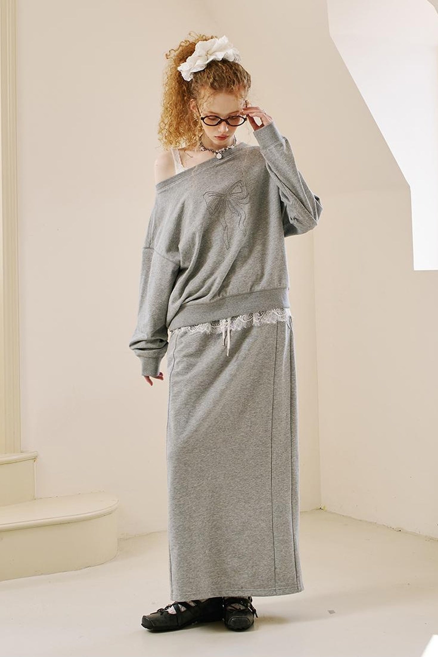 DIDDI MODA Butterfly Off Shoulder Split Hem Hoodie Jogger Skirt Set