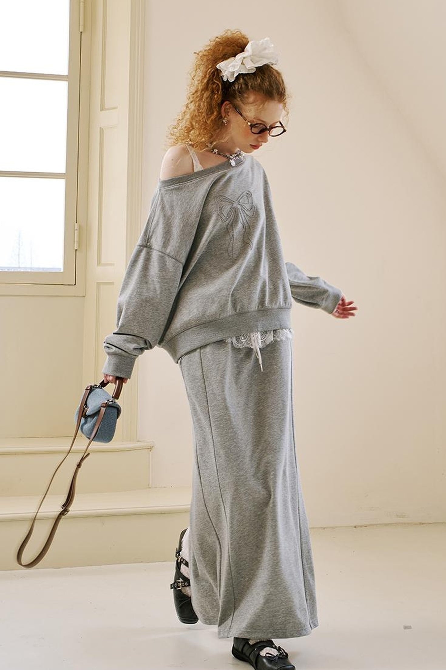 DIDDI MODA Butterfly Off Shoulder Split Hem Hoodie Jogger Skirt Set