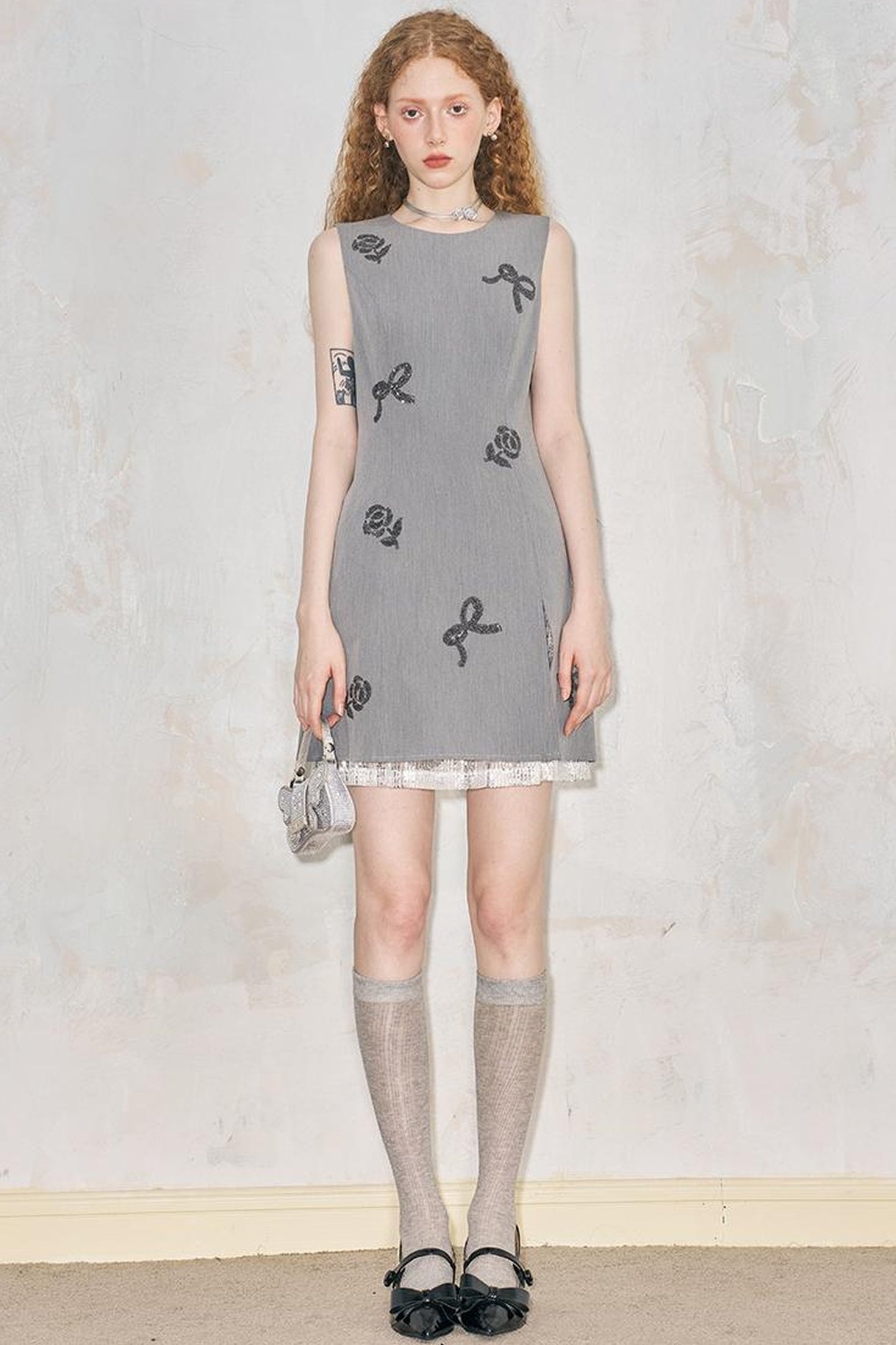 DIDDI MODA Butterfly Slim Fit Waist Defined Sleeveless Summer Dress