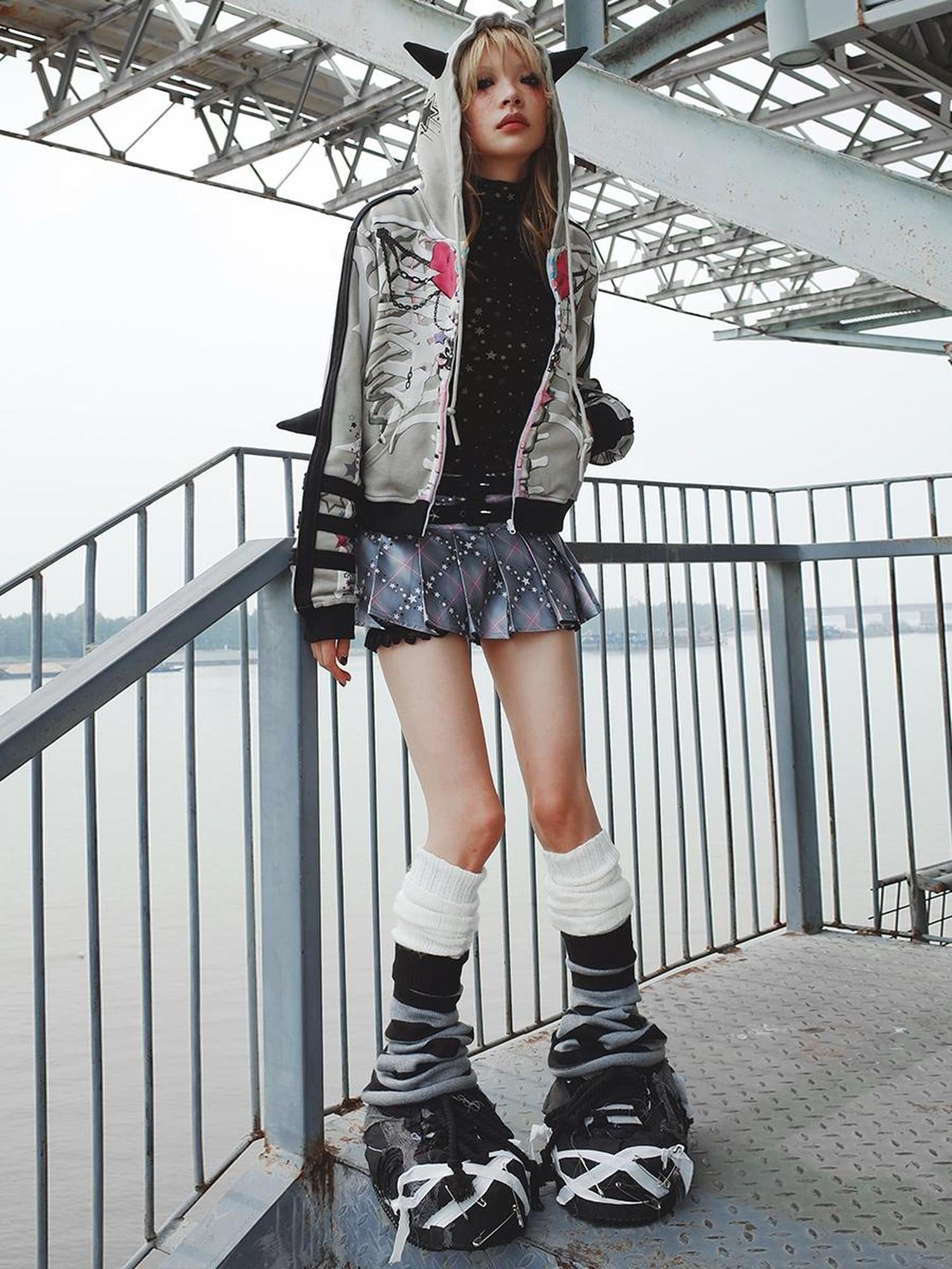 CFIERCE Butterfly Skull Print Pointed Hoodie