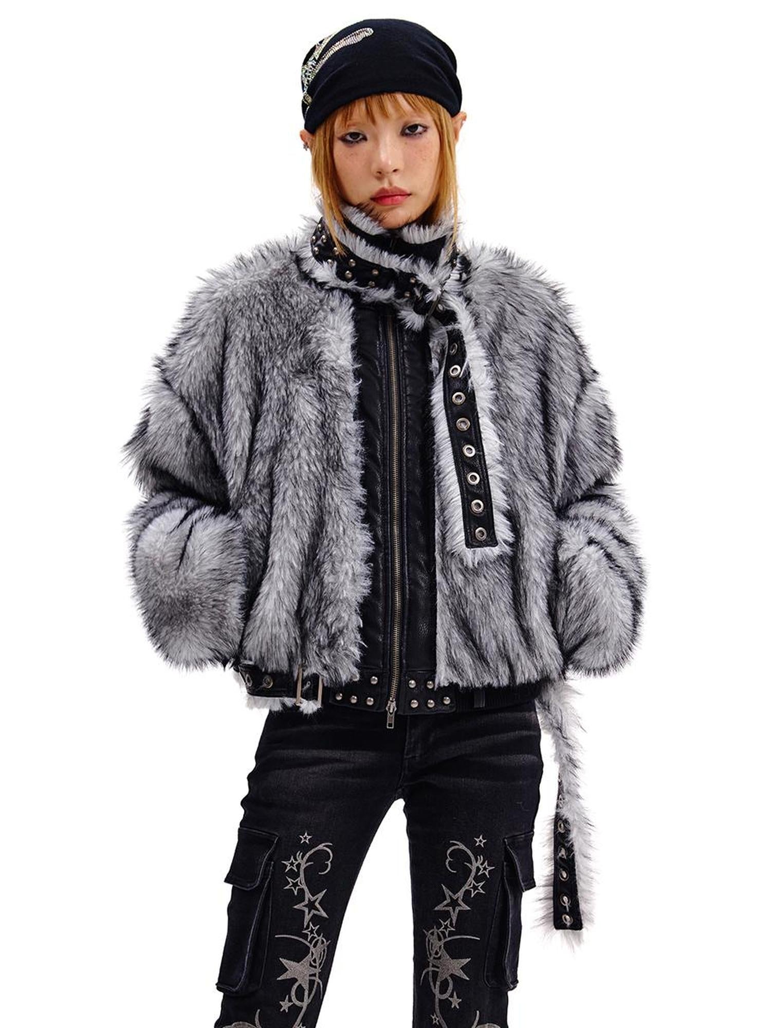 CFIERCE Grey Fur Trimmed Coat Aw24