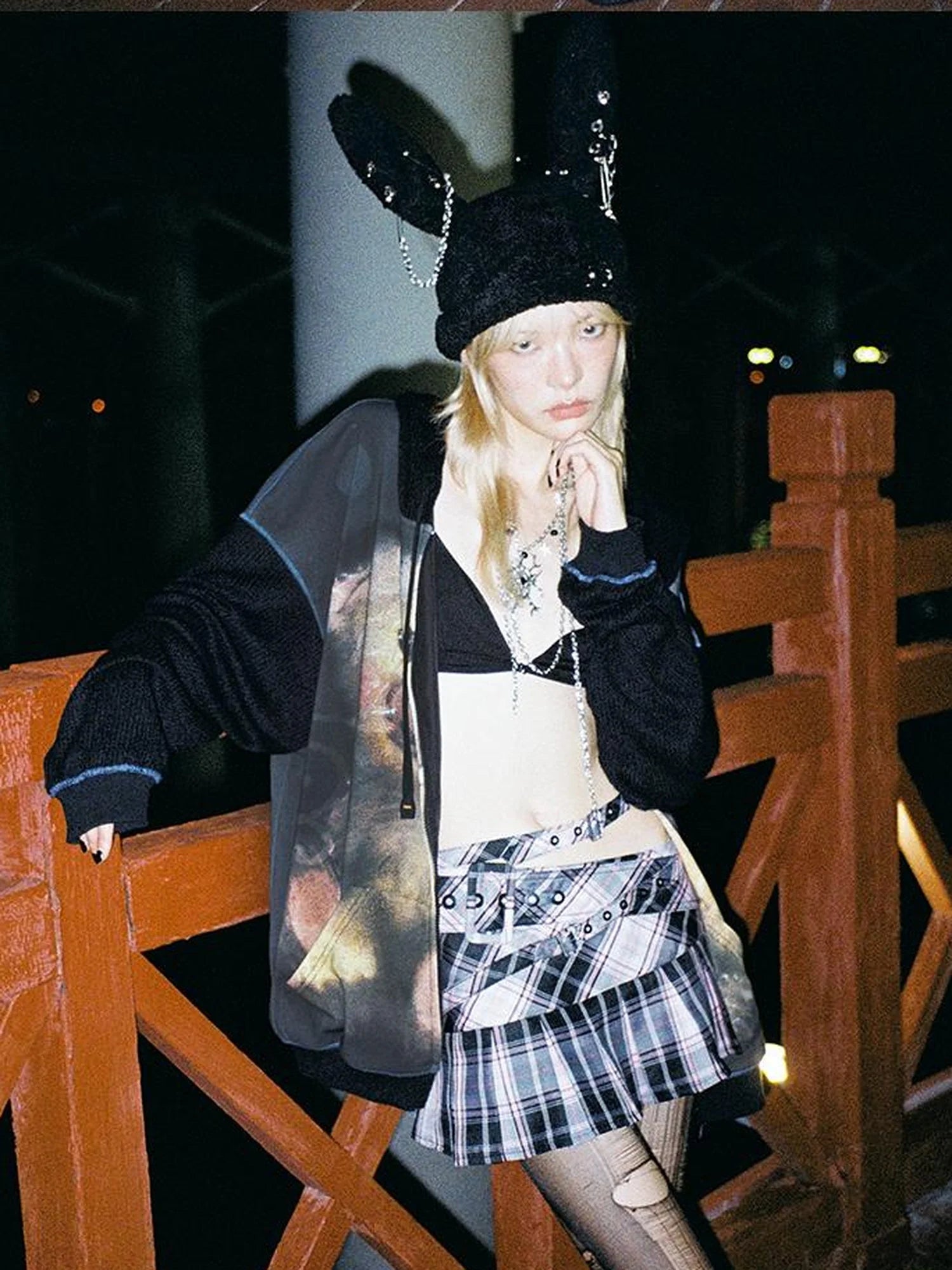 Vintage Bear Print Hooded Sweatshirt