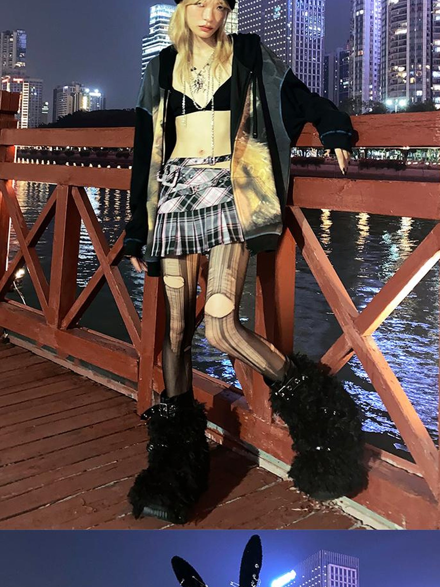 CFIERCE Vintage Bear Print Hooded Sweatshirt