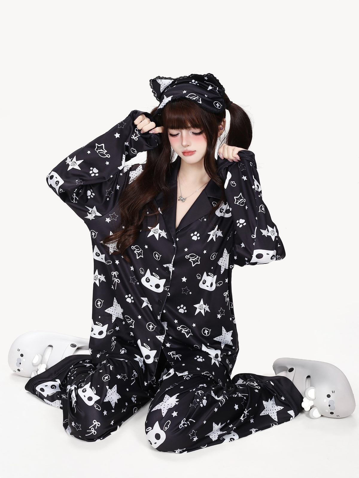 CRAZYGIRL Star Print Loose Fit Long Sleeve Button Front Women&