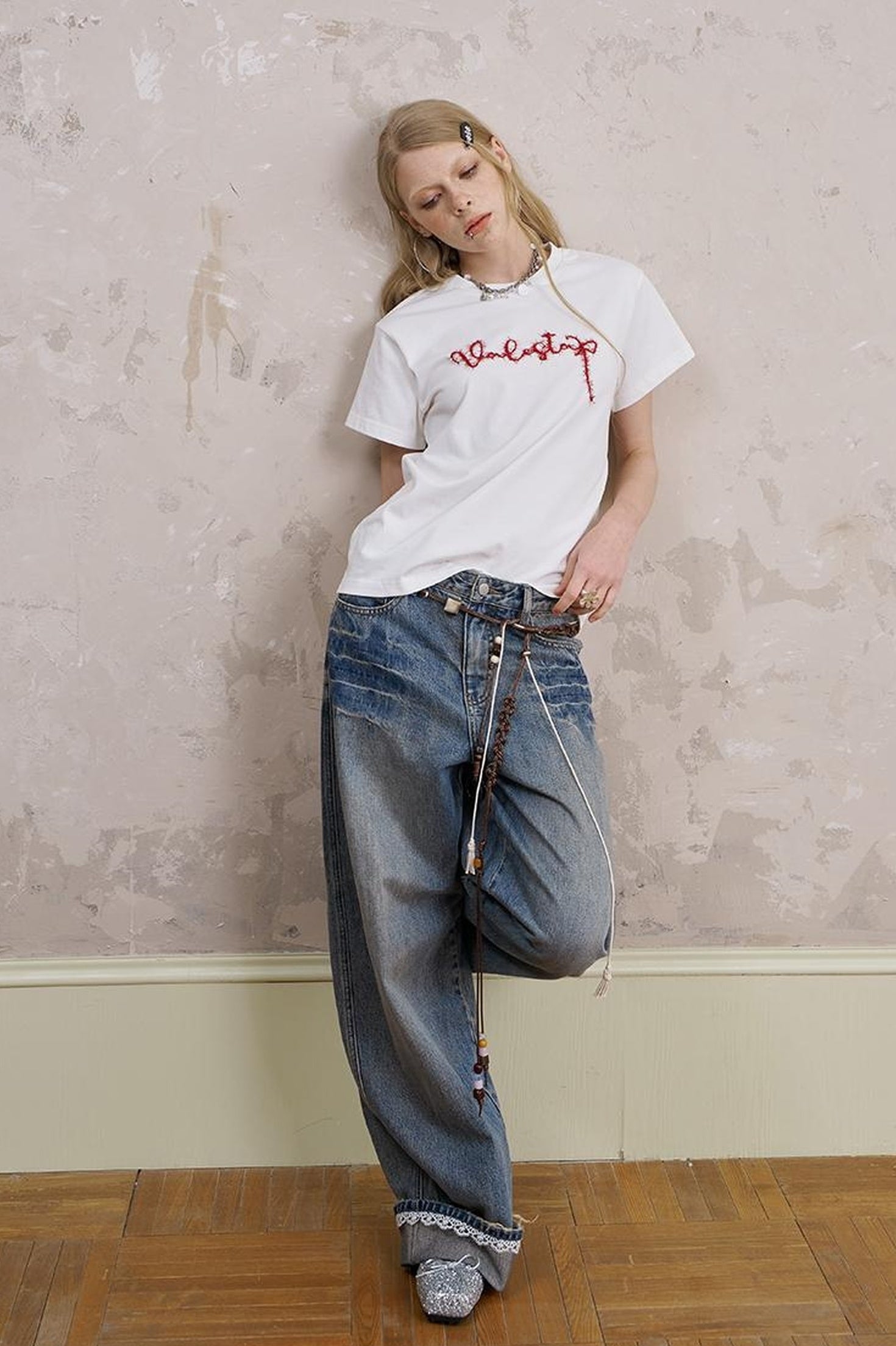 DIDDI MODA Casual Cotton Tee With Colorful Embroidered Letters
