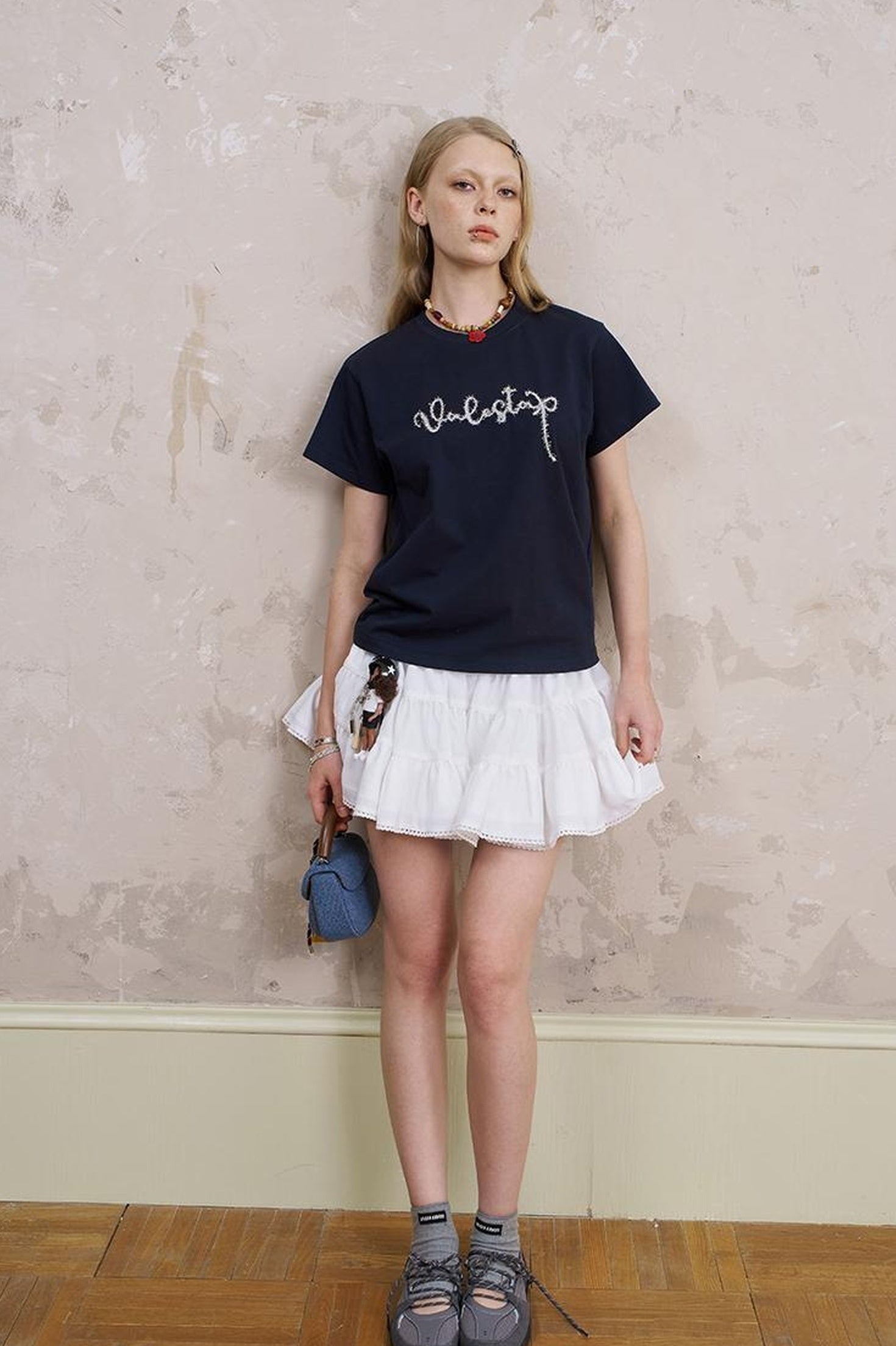 DIDDI MODA Casual Cotton Tee With Colorful Embroidered Letters
