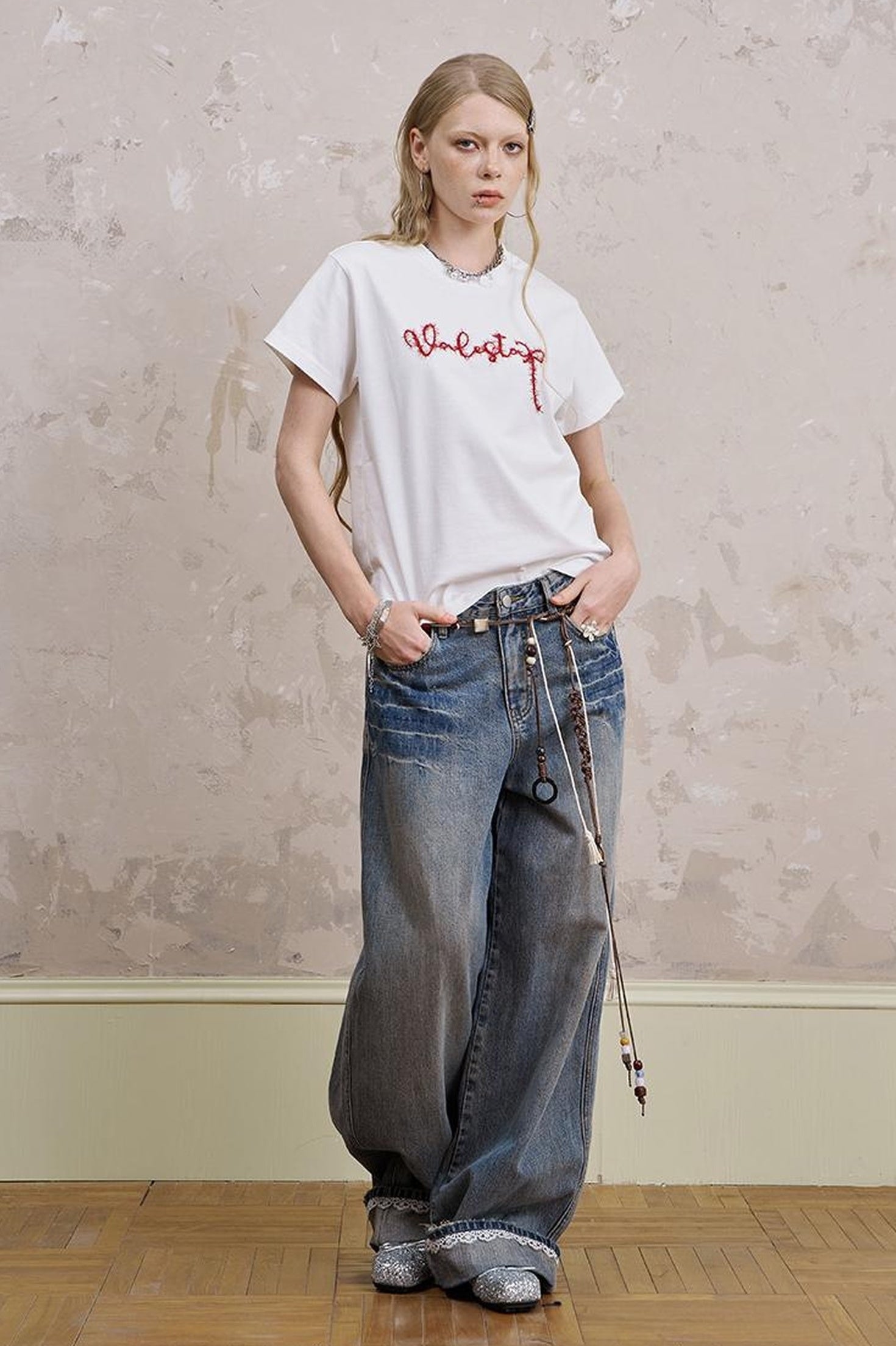 DIDDI MODA Casual Cotton Tee With Colorful Embroidered Letters