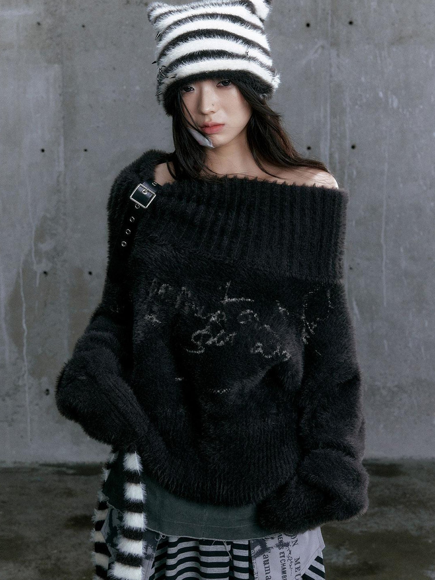 Update Cest Nous Chain Jacquard Detachable Belt Punk Collar Loose Sweater
