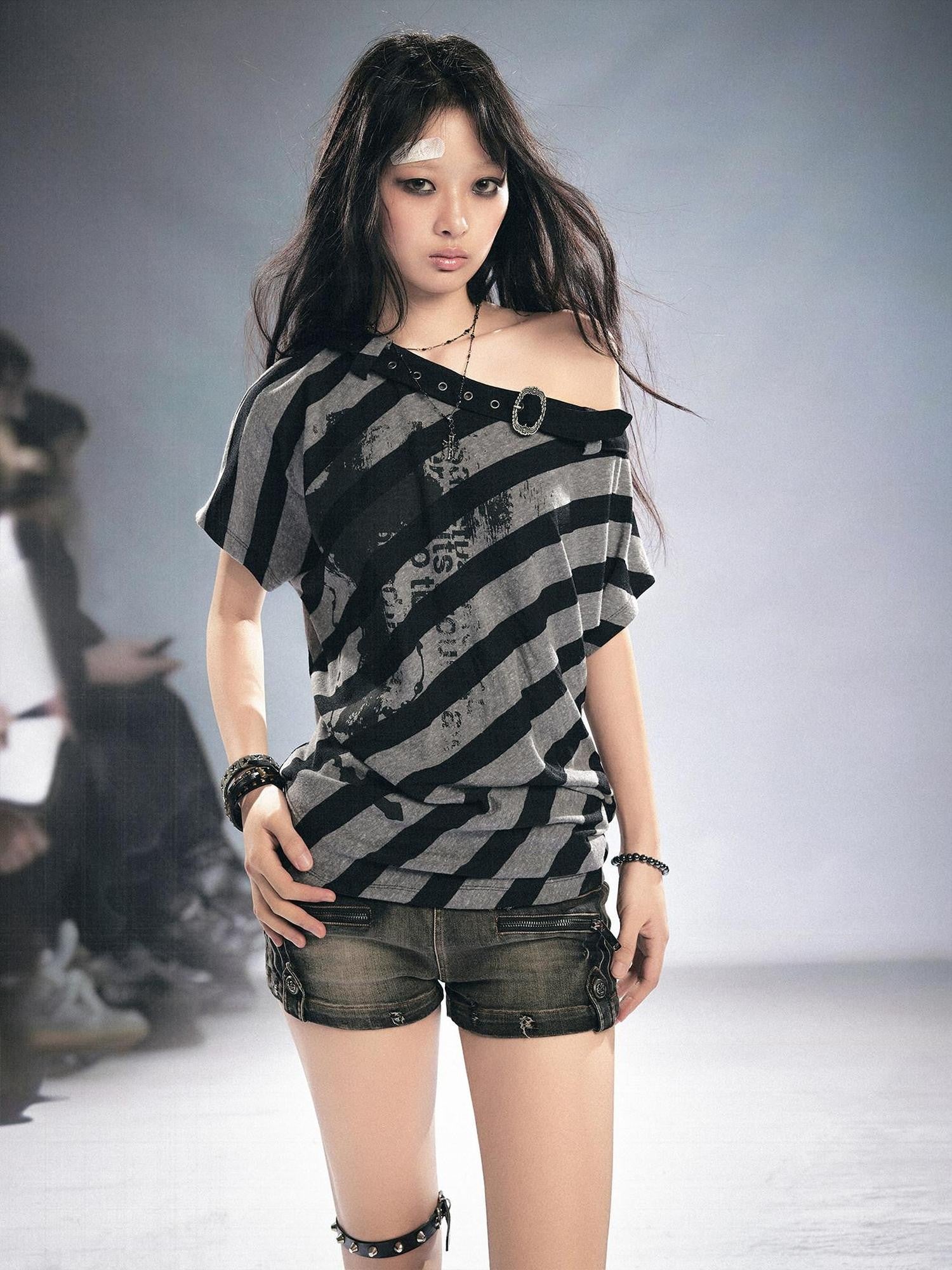 Cest Nous Graffiti Striped Printed Batwing Women&