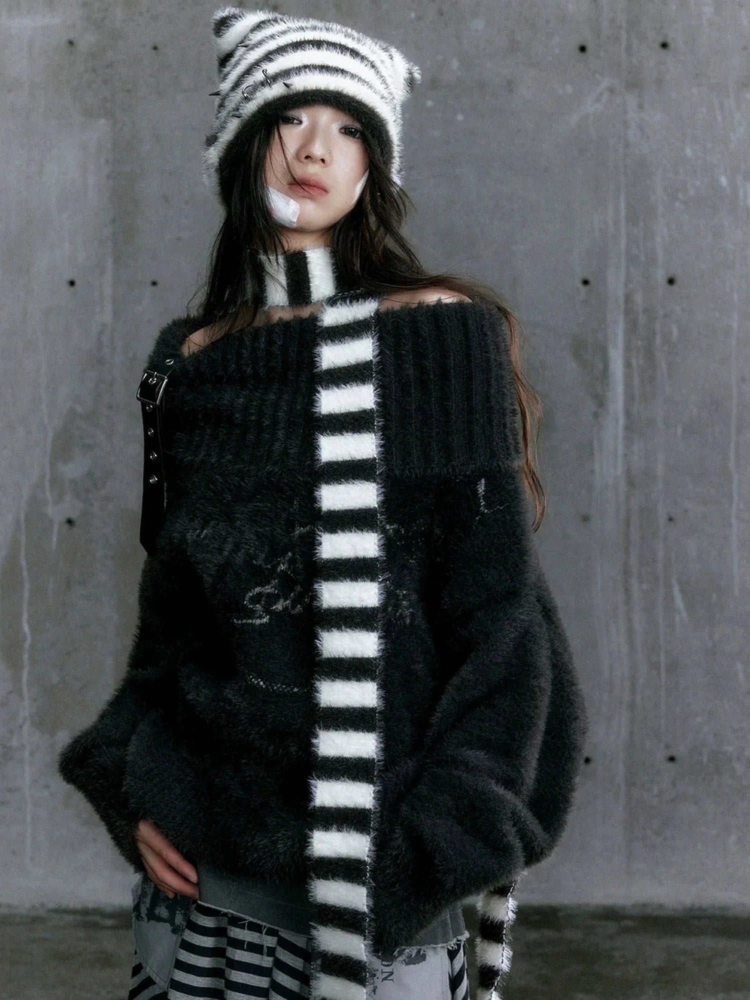 Chinese Clothing Cest Nous Update Chain Buckle Punk Crochet Oversized Sweater