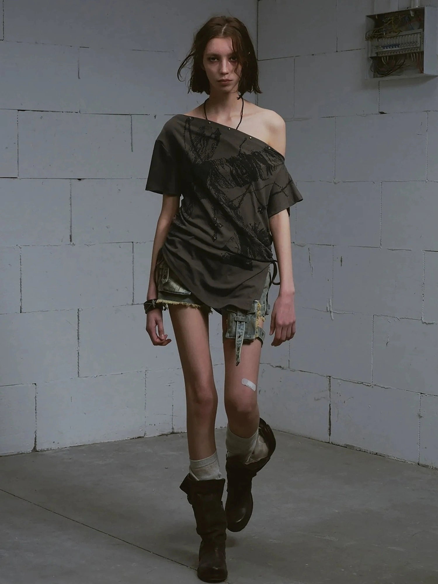 Chinese Clothing Cest Nous Update Oversize Off Shoulder Printed Tencel Tee
