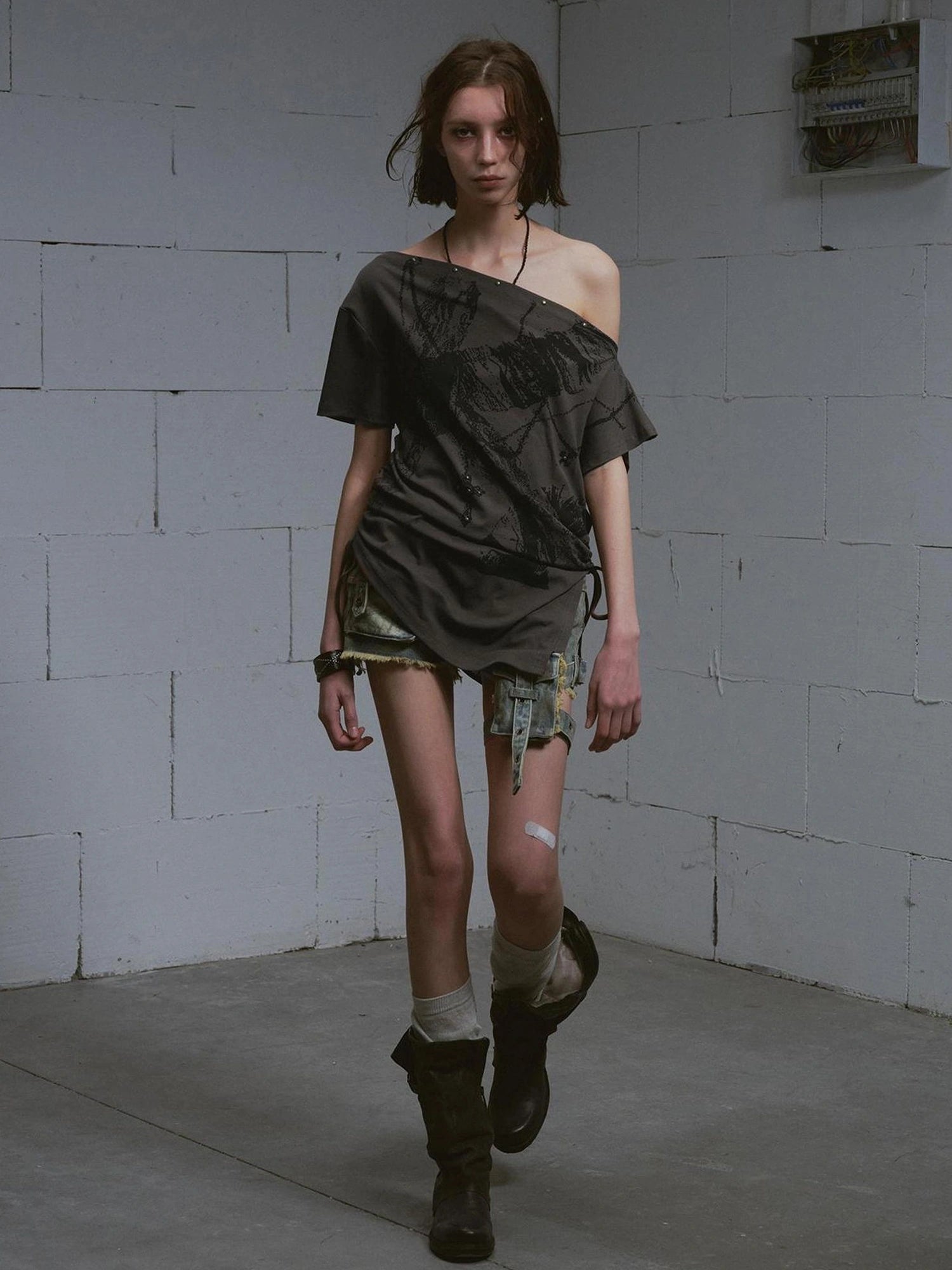 Chinese Clothing Cest Nous Update Oversize Off Shoulder Printed Tencel Tee