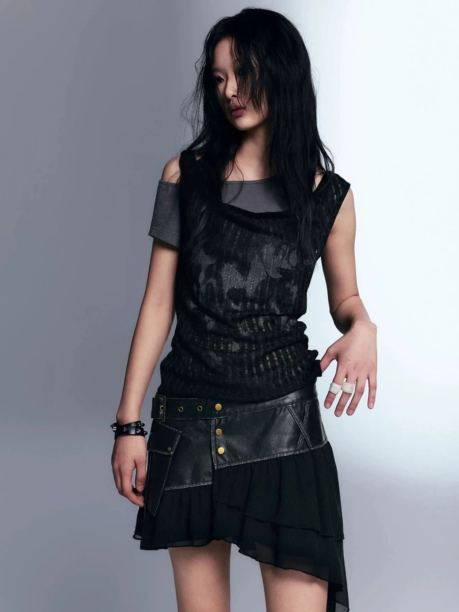 Chinese Clothing Cest Nous Update Punk Graffiti Asymmetric Tee V-neck T-shirt Long Sleeve