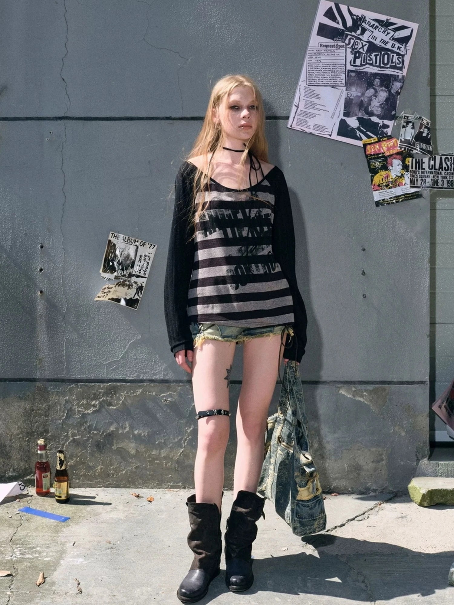 Chinese Clothing Cest Nous Update Punk Graffiti Sheer Striped Cover Up V-neck T-shirt Long Sleeve
