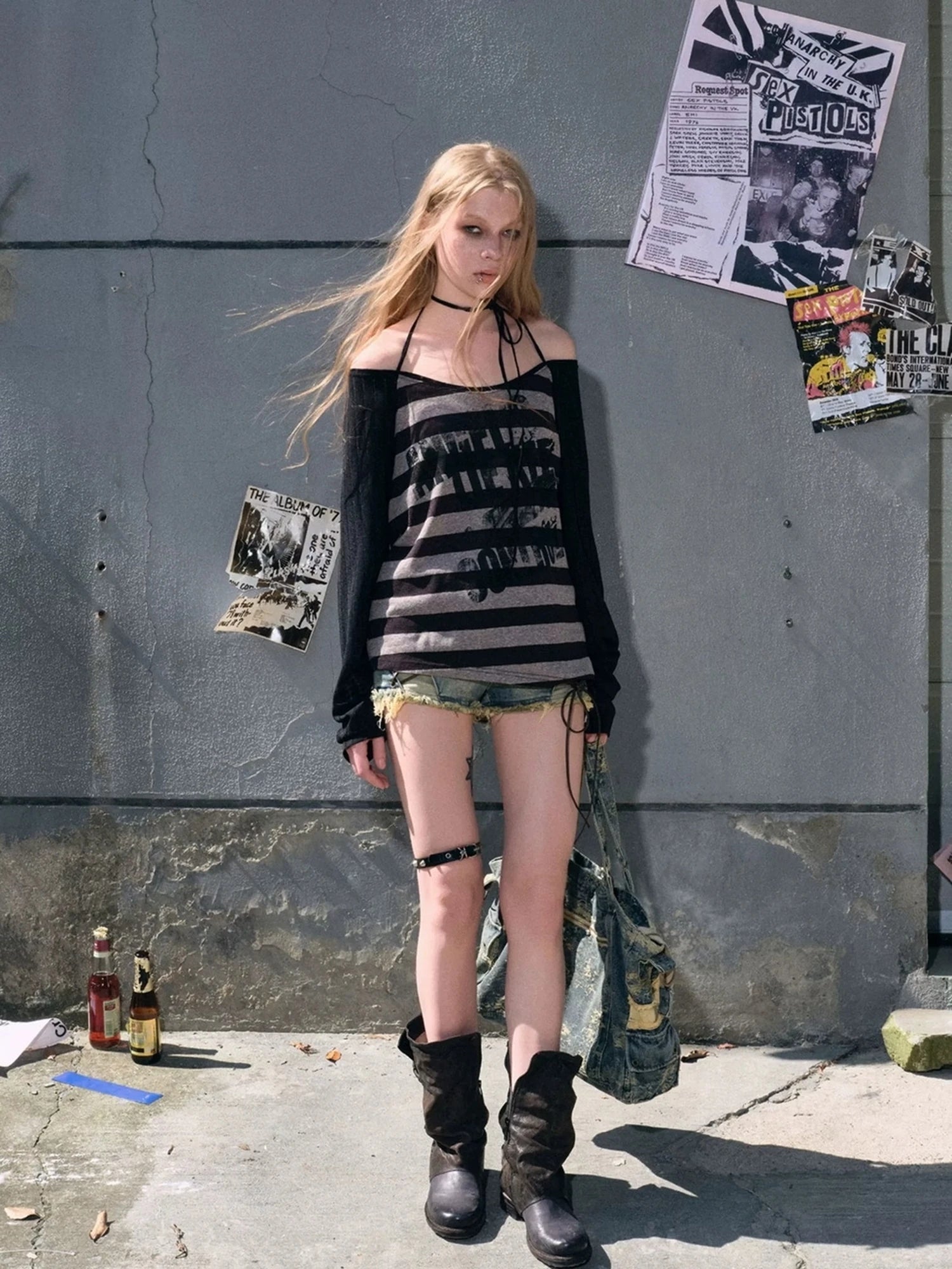 Chinese Clothing Cest Nous Update Punk Graffiti Sheer Striped Cover Up V-neck T-shirt Long Sleeve
