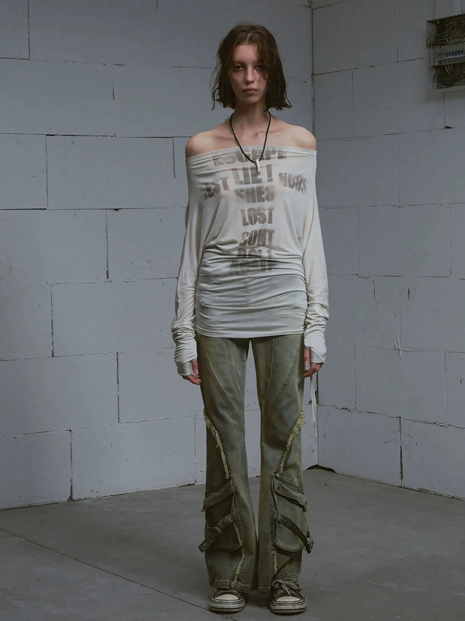 Chinese Clothing Cest Nous Update Vintage Distressed Raw Hem Flared Jeans